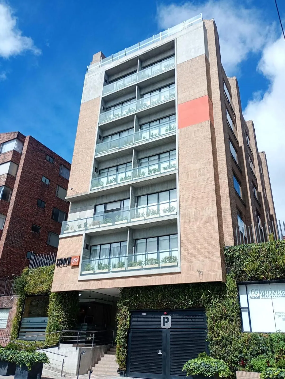 Facade/entrance in Hotel Espacio 94