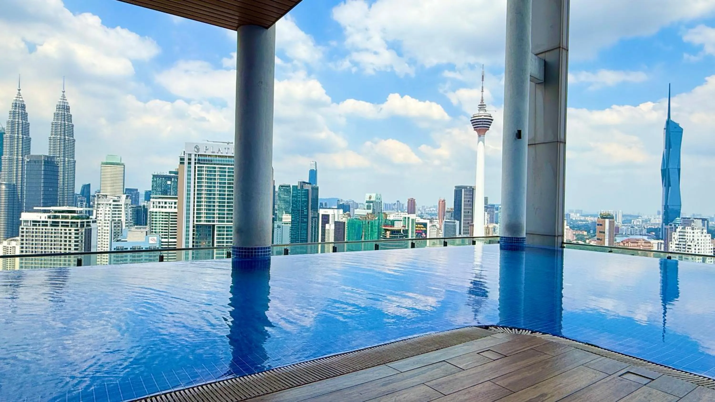 Day in The Colony By Infinitum Flixses