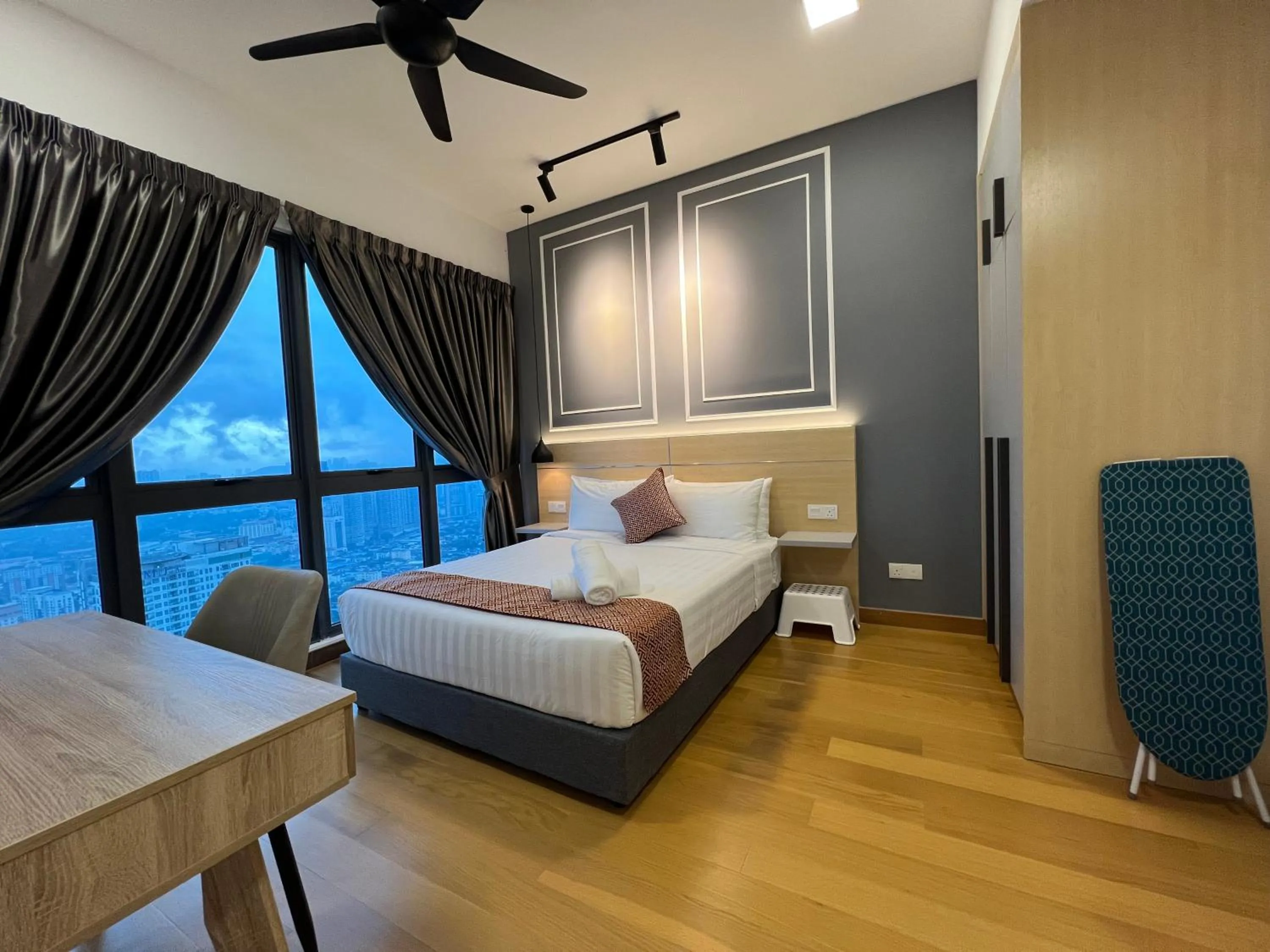 Bed in The Colony By Infinitum Flixses