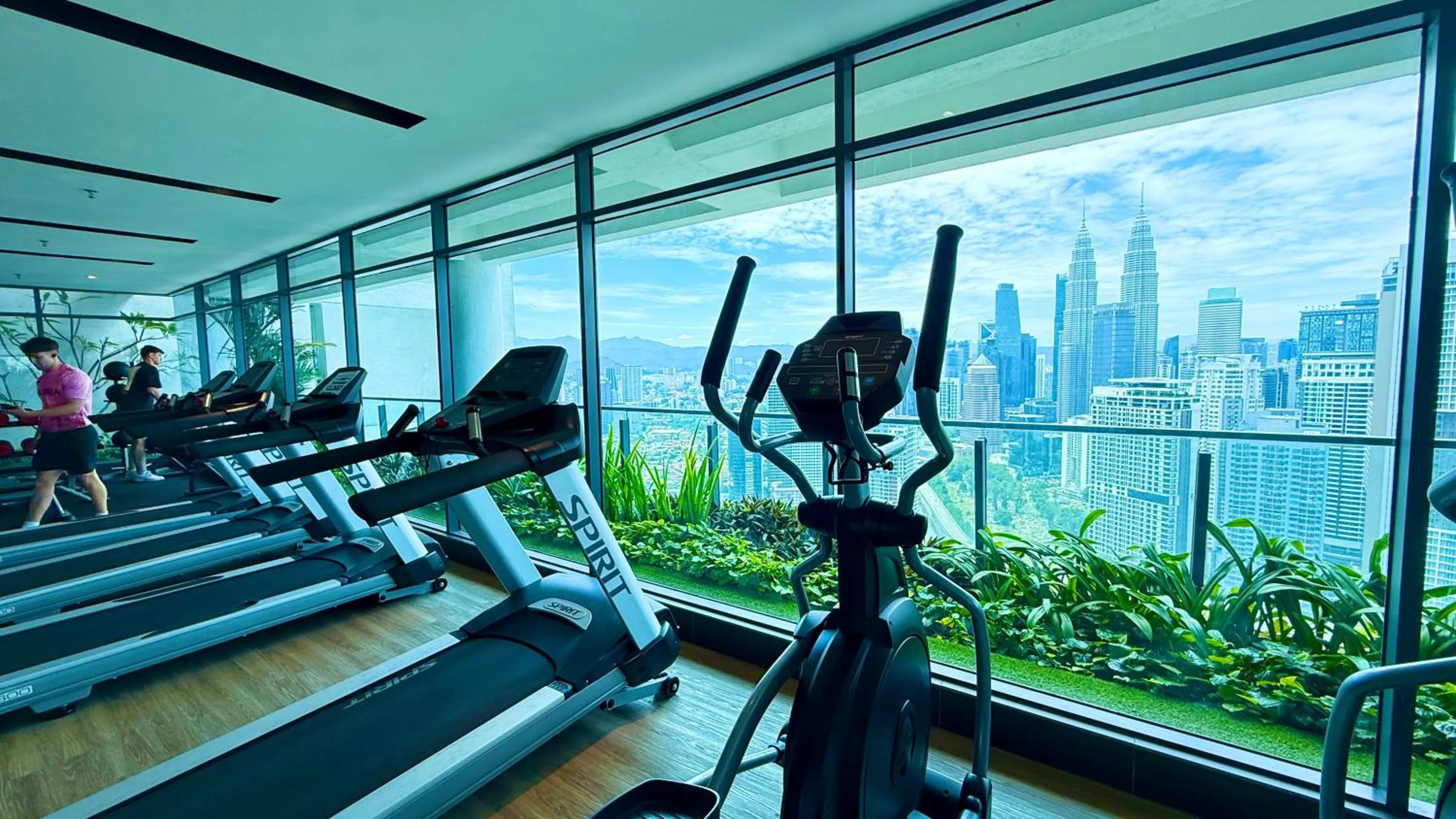 Fitness centre/facilities in The Colony By Infinitum Flixses