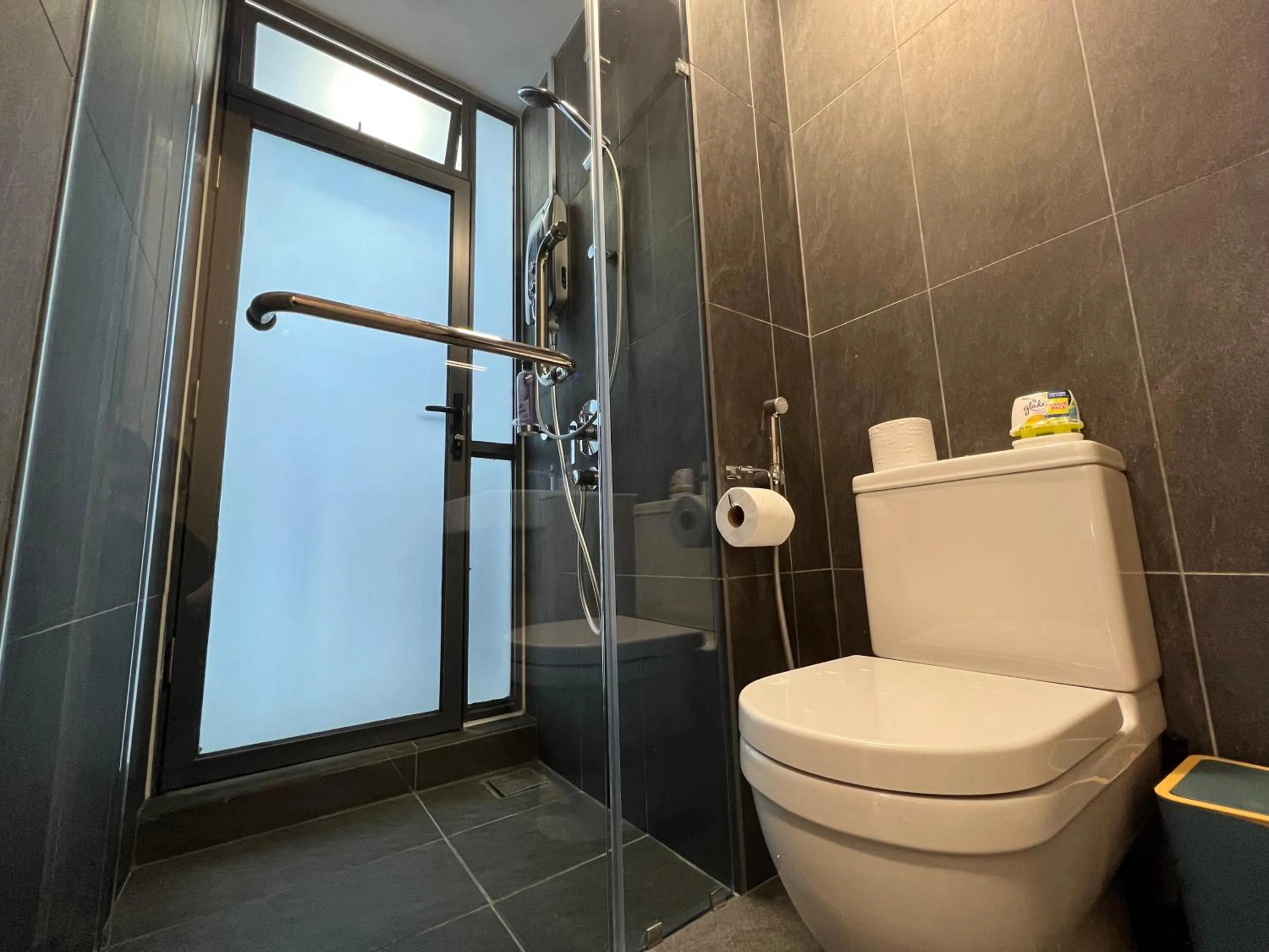 Bathroom in The Colony By Infinitum Flixses