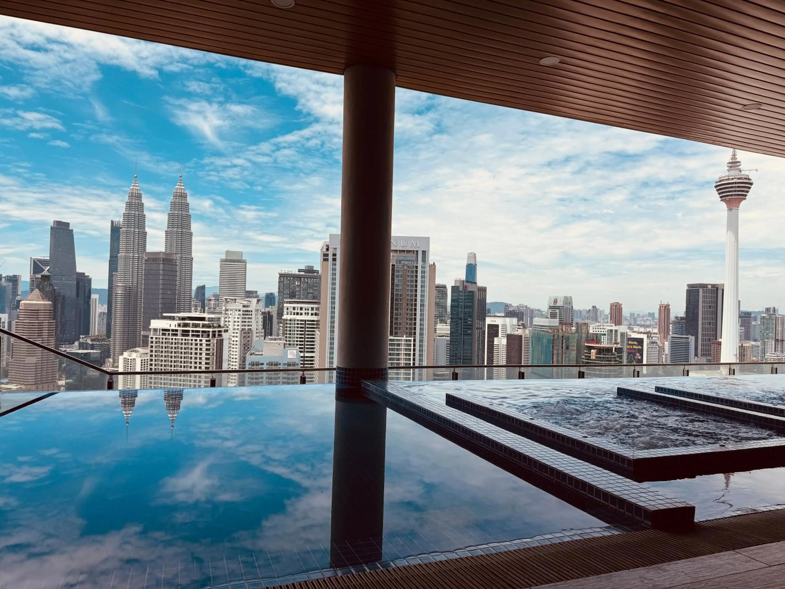 City view in The Colony By Infinitum Flixses