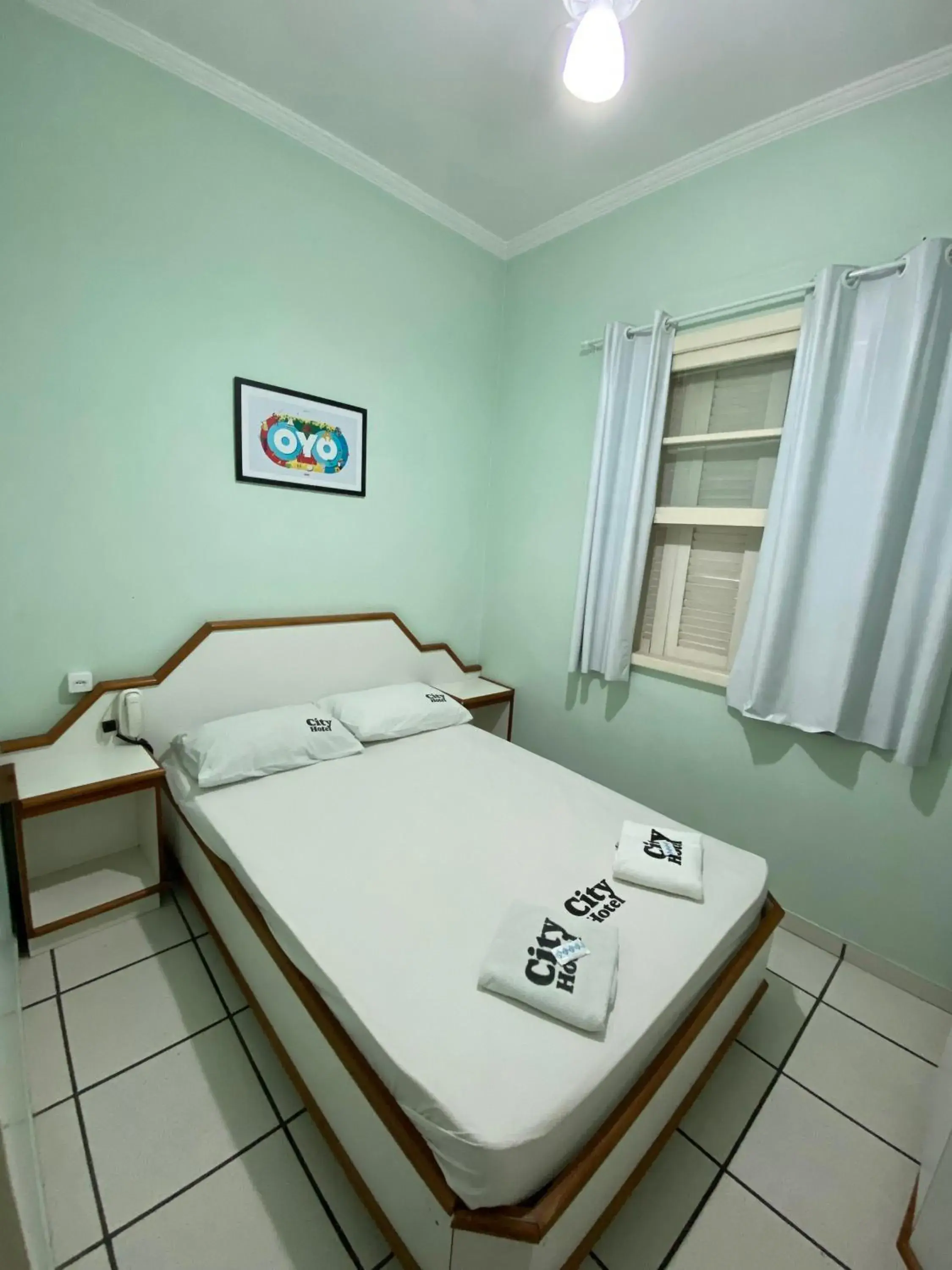 Double Room - single occupancy in City Hotel, Curitiba Double Room - single occupancy in City Hotel, Curitiba