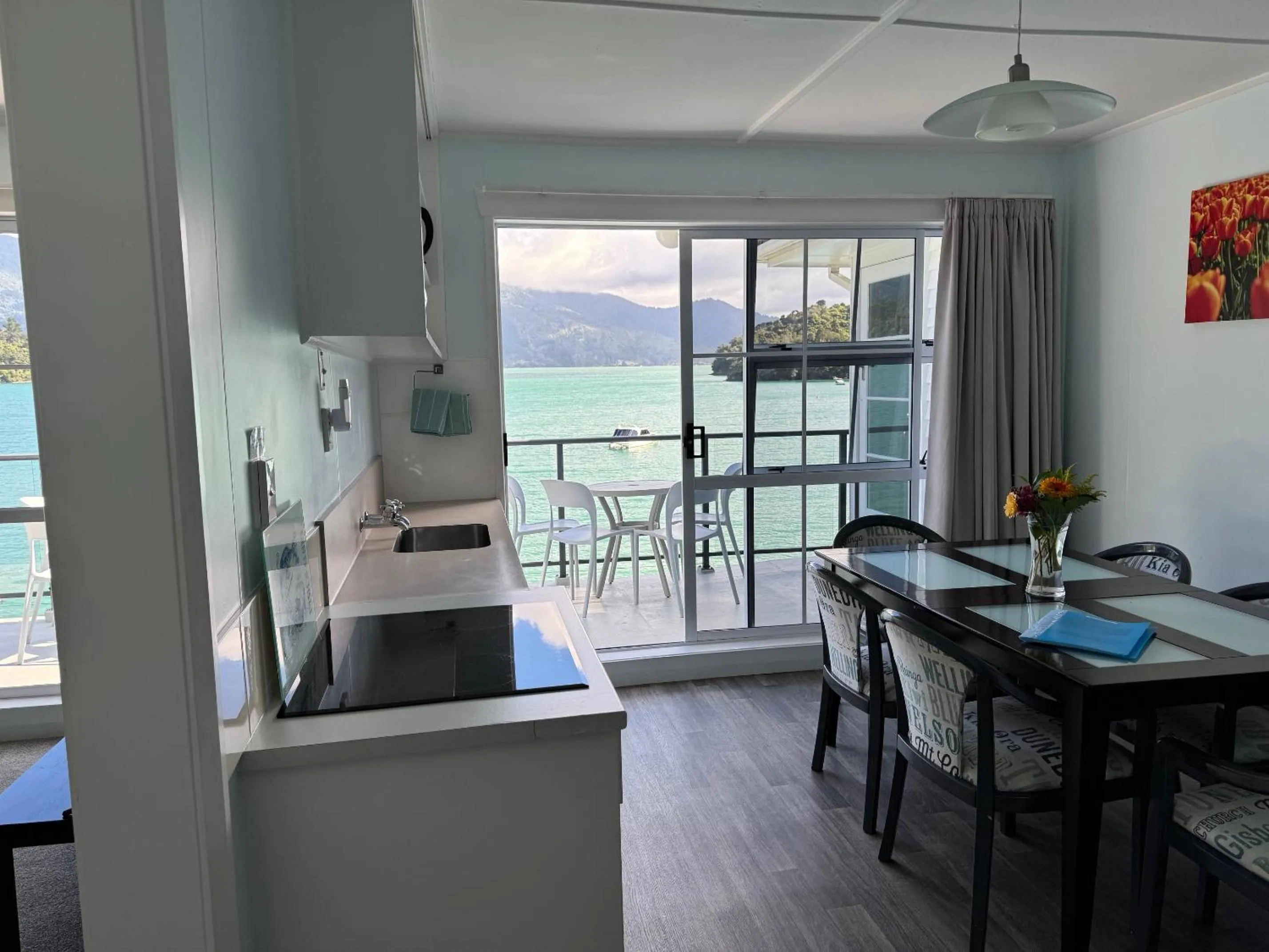 Dining area in Te Mahia Bay Resort
