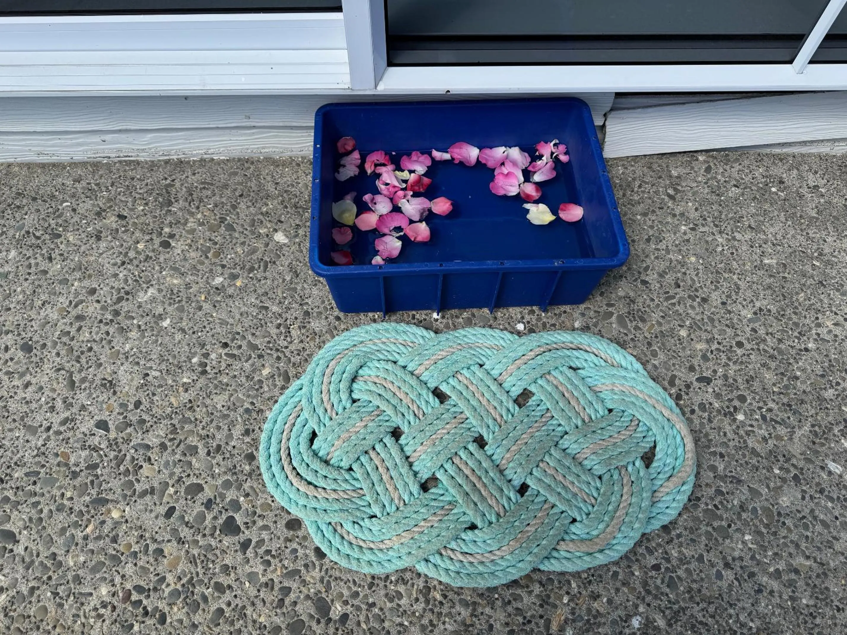 Swimming pool in Te Mahia Bay Resort