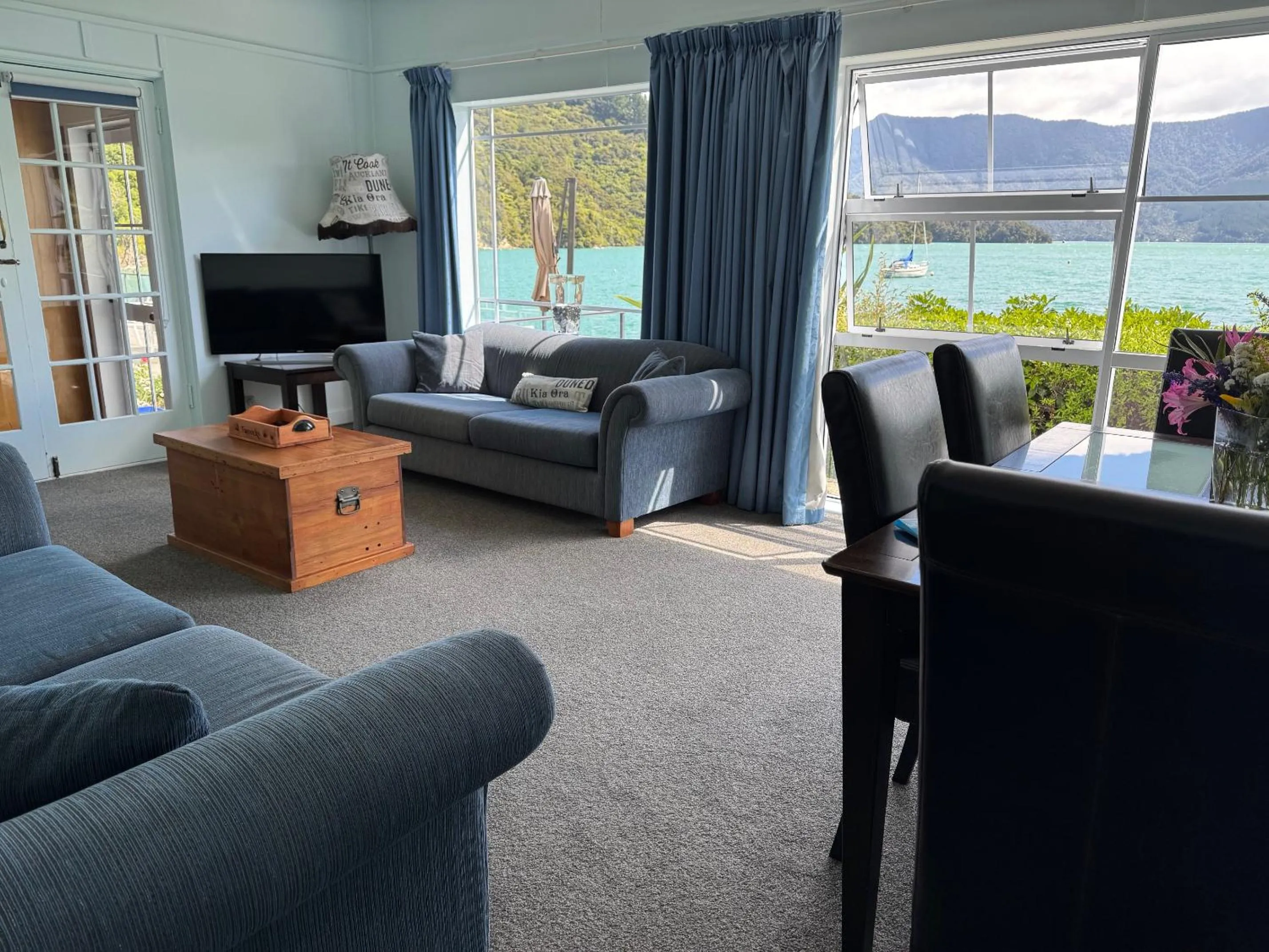 Dining area in Te Mahia Bay Resort