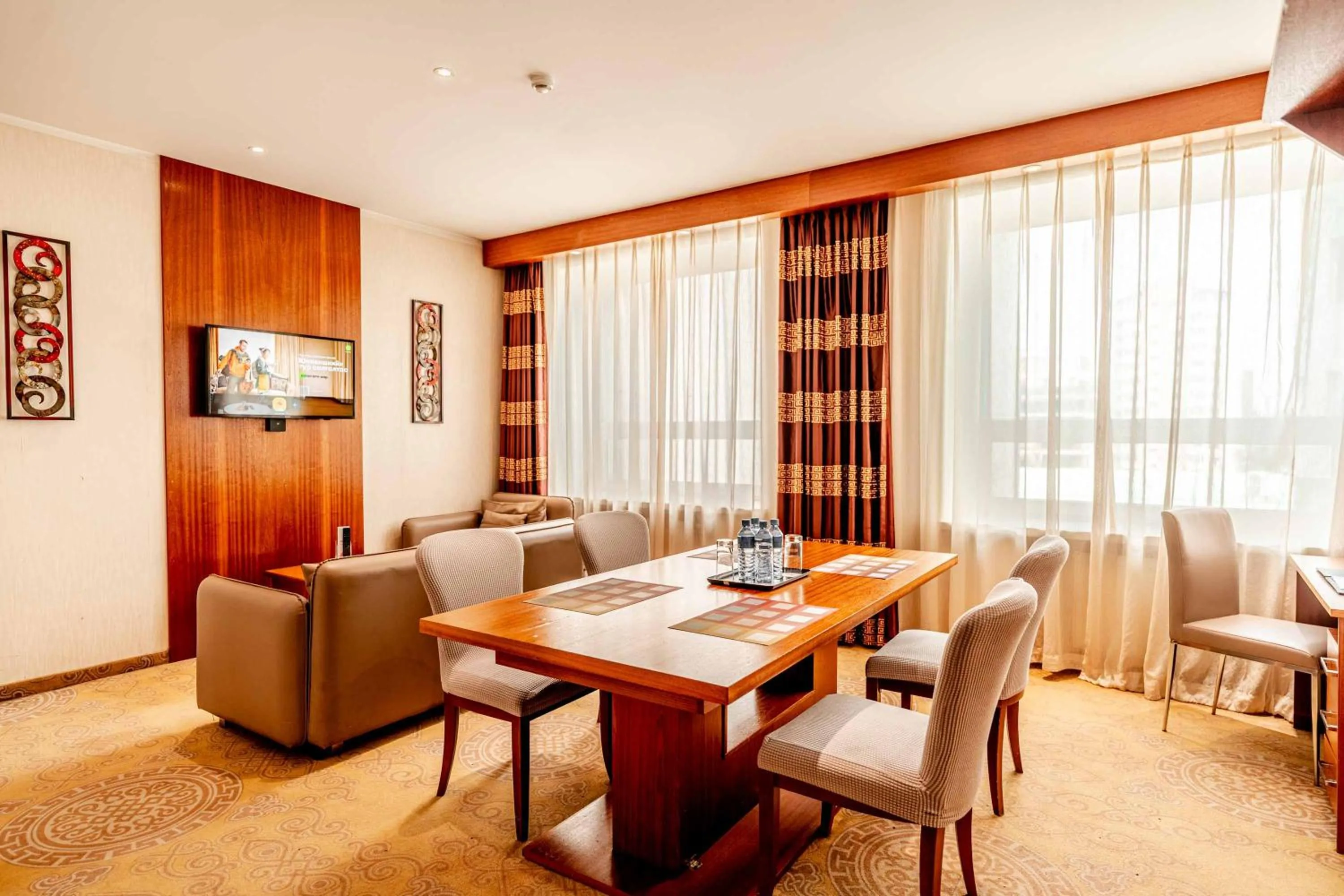 TV and multimedia in H9 Hotel Nine Ulaanbaatar