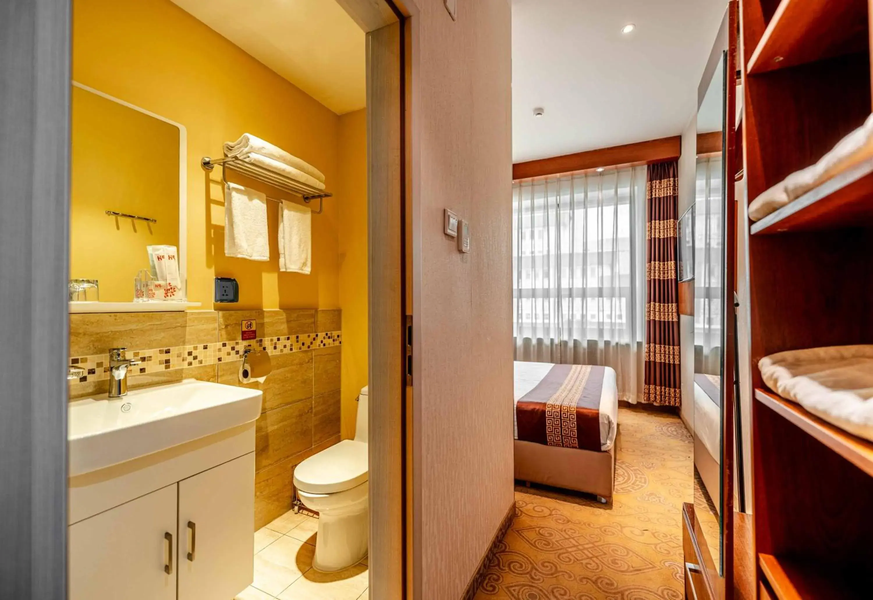 Family Suite - single occupancy in H9 Hotel Nine Ulaanbaatar Family Suite - single occupancy in H9 Hotel Nine Ulaanbaatar