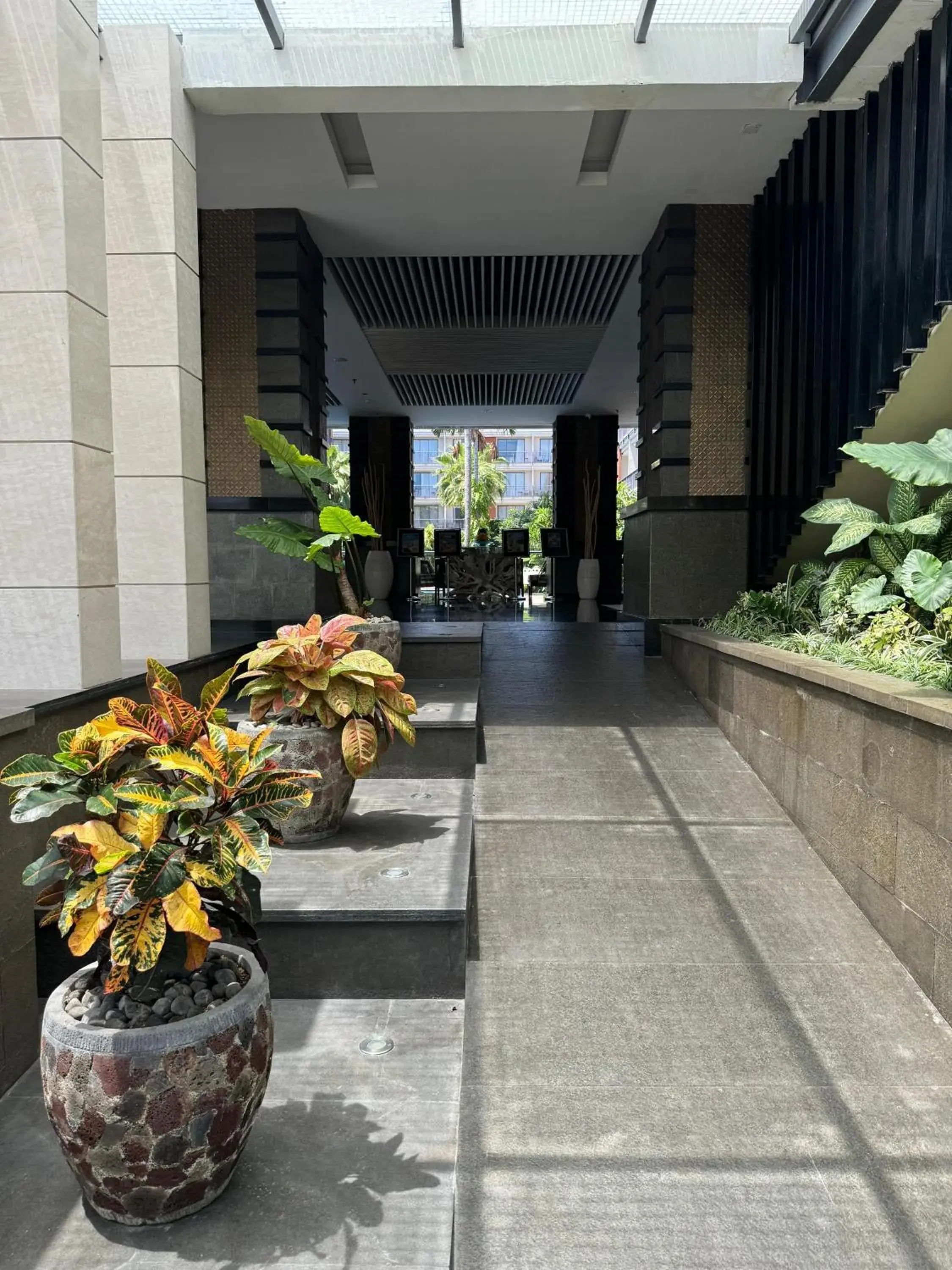 Facade/entrance in Swiss-Belhotel Tuban Bali Facade/entrance in Swiss-Belhotel Tuban Bali