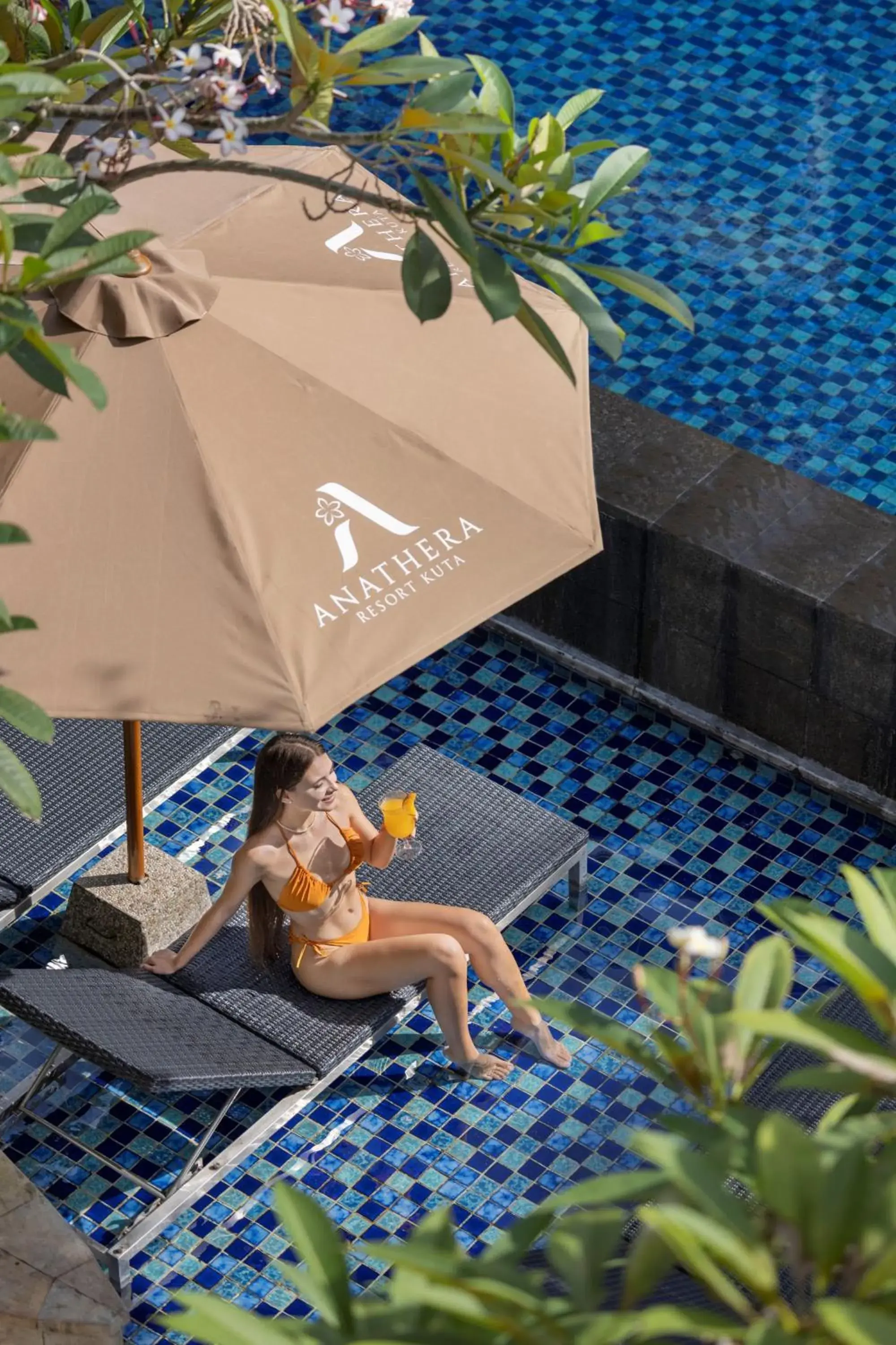 Pool view in Anathera Resort Kuta Pool view in Anathera Resort Kuta