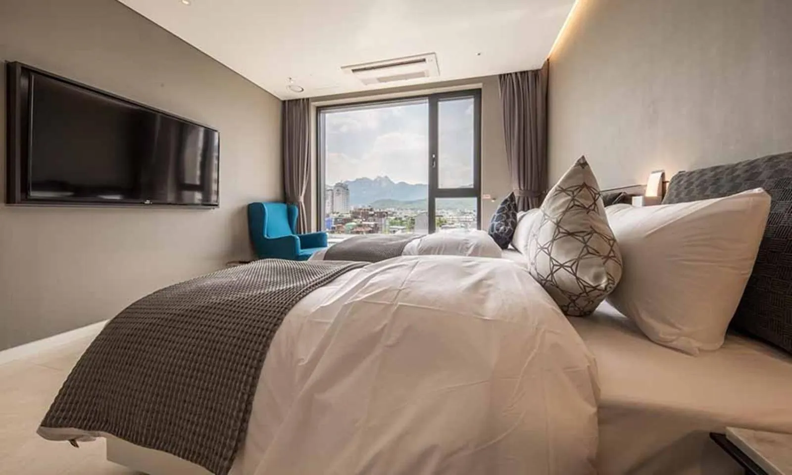 Bed in Dobong Hotel Bay204