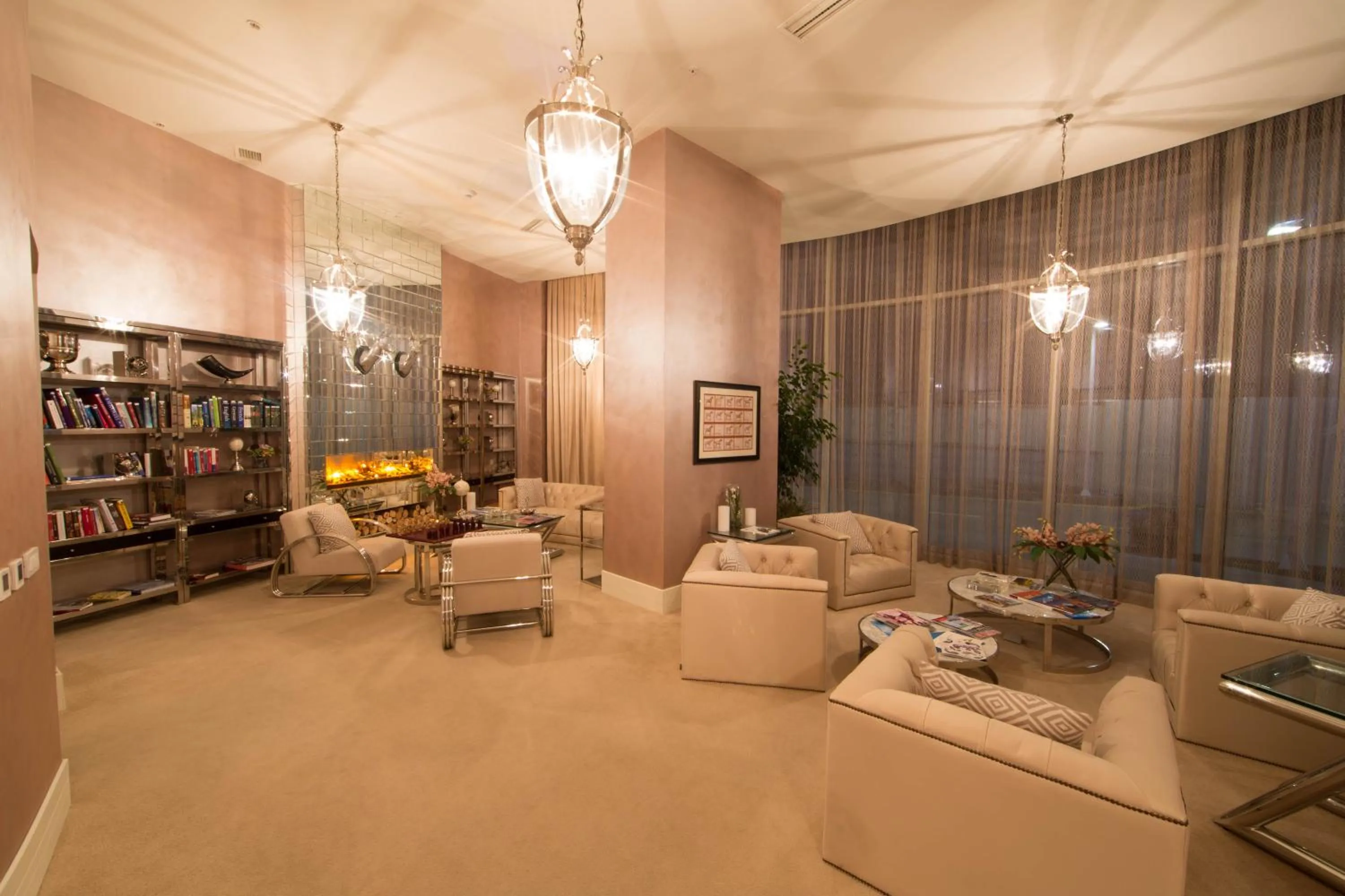 Lounge or bar in Sahil Hotel Baku