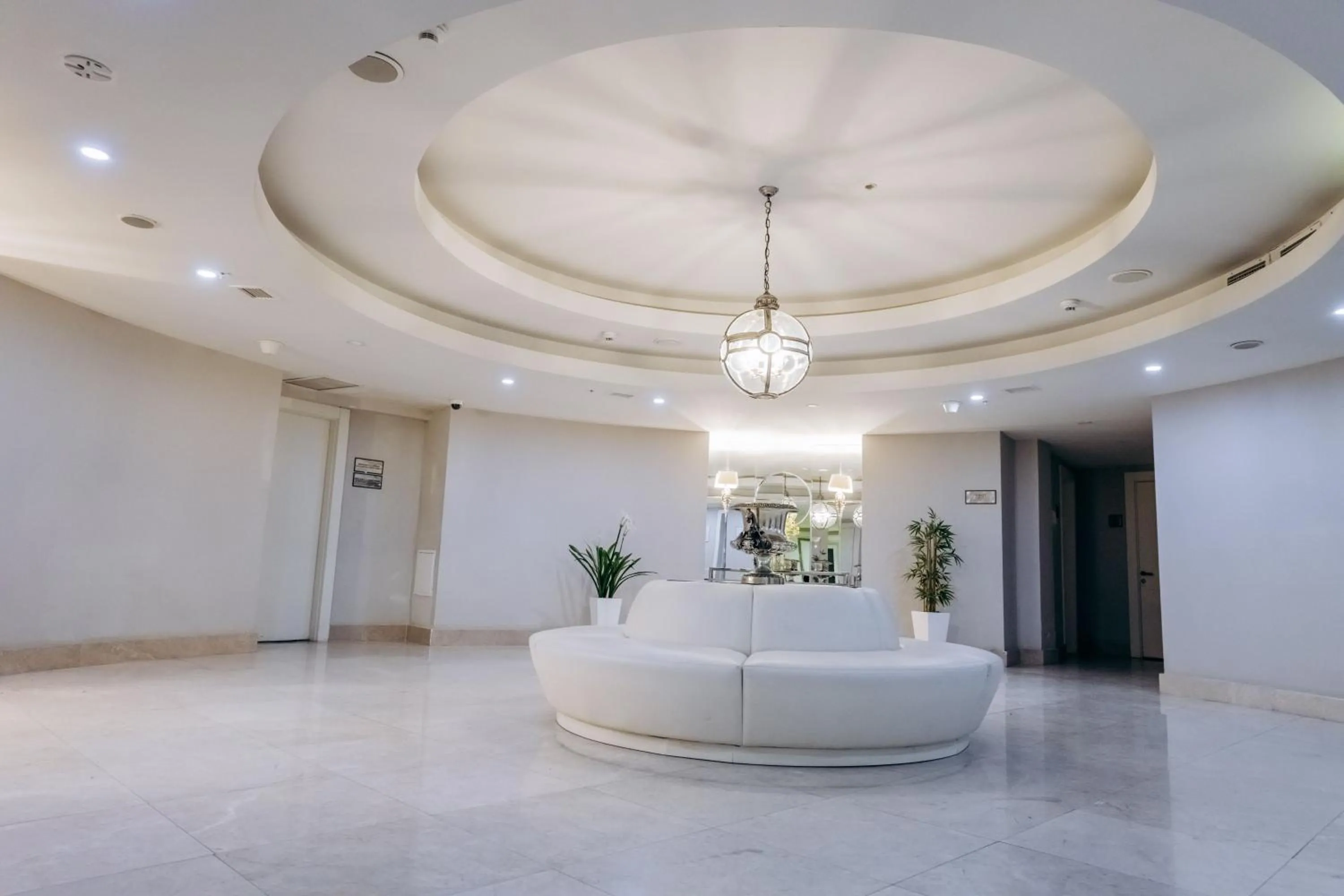 Lobby or reception in Sahil Hotel Baku