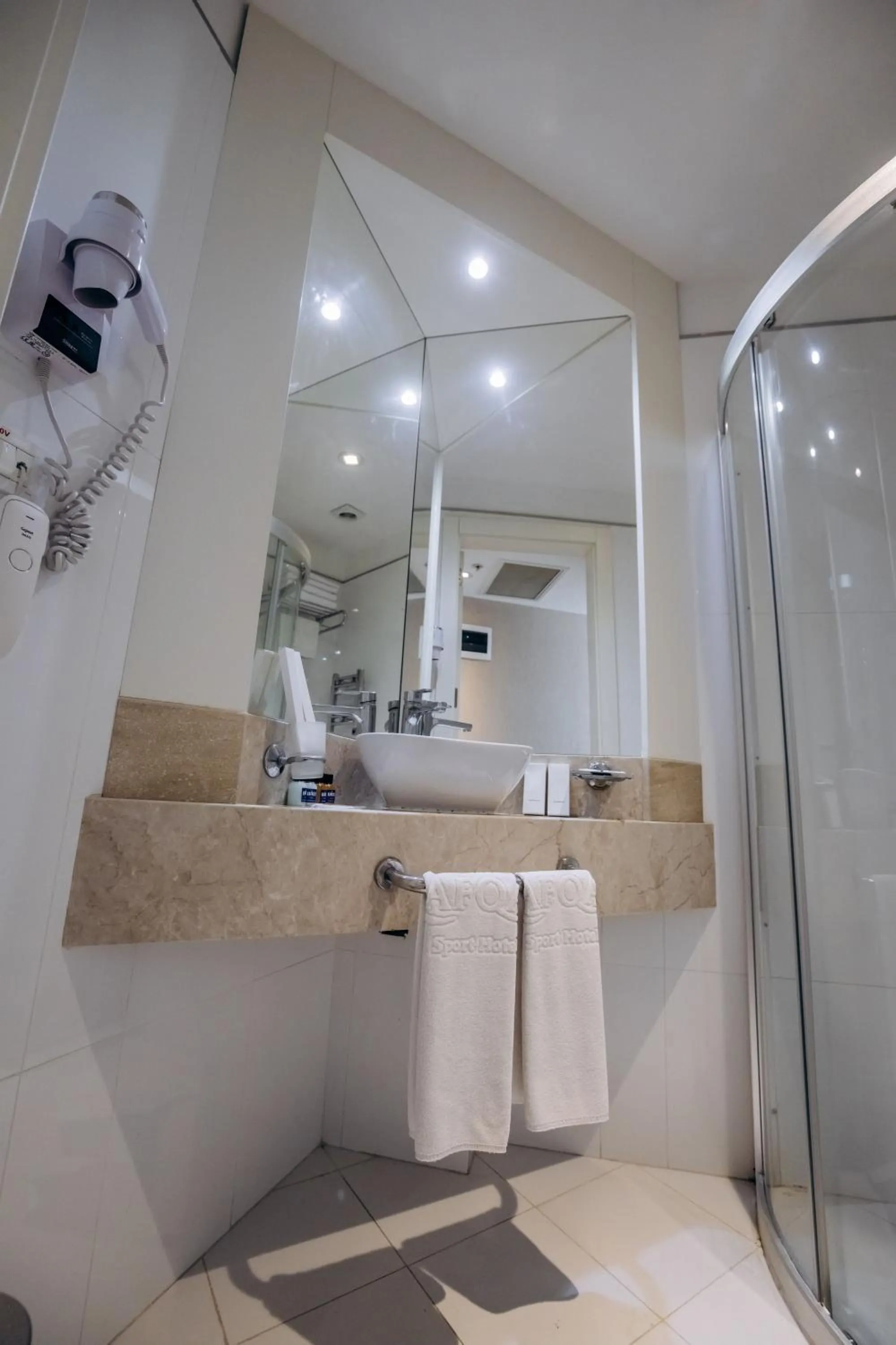 Bathroom in Sahil Hotel Baku