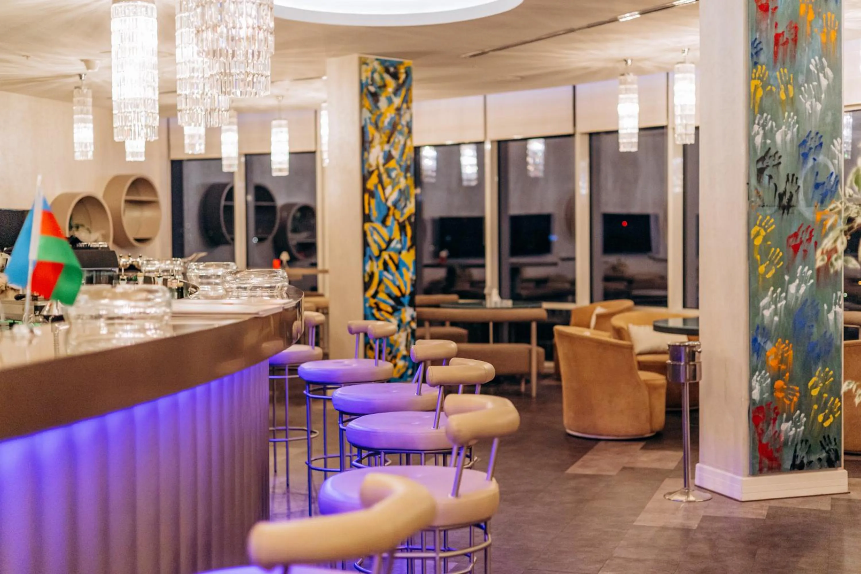 Restaurant/places to eat in Sahil Hotel Baku