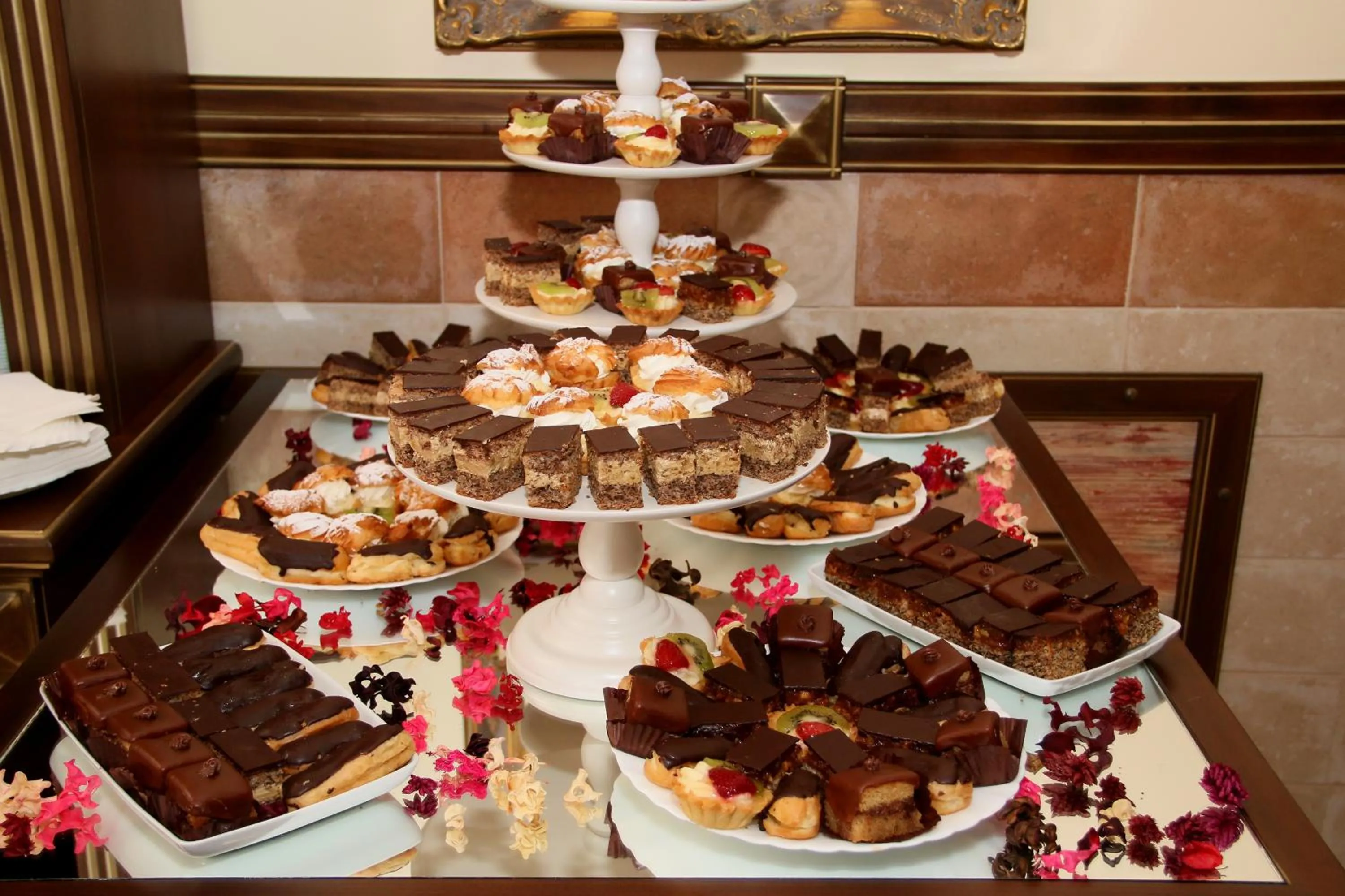 Food in Hotel Exclusiv