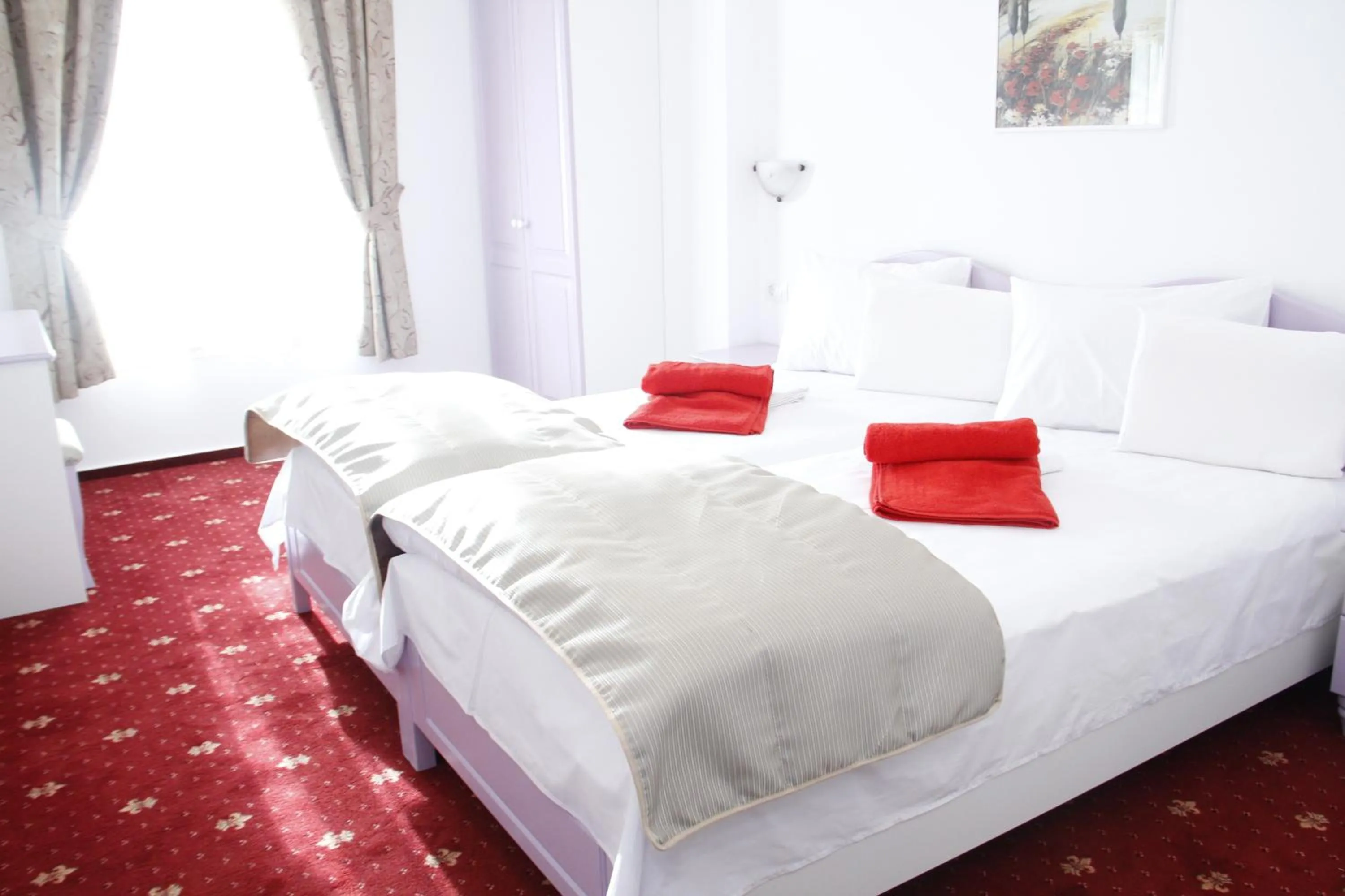 Restaurant/places to eat, Bed in Hotel Exclusiv