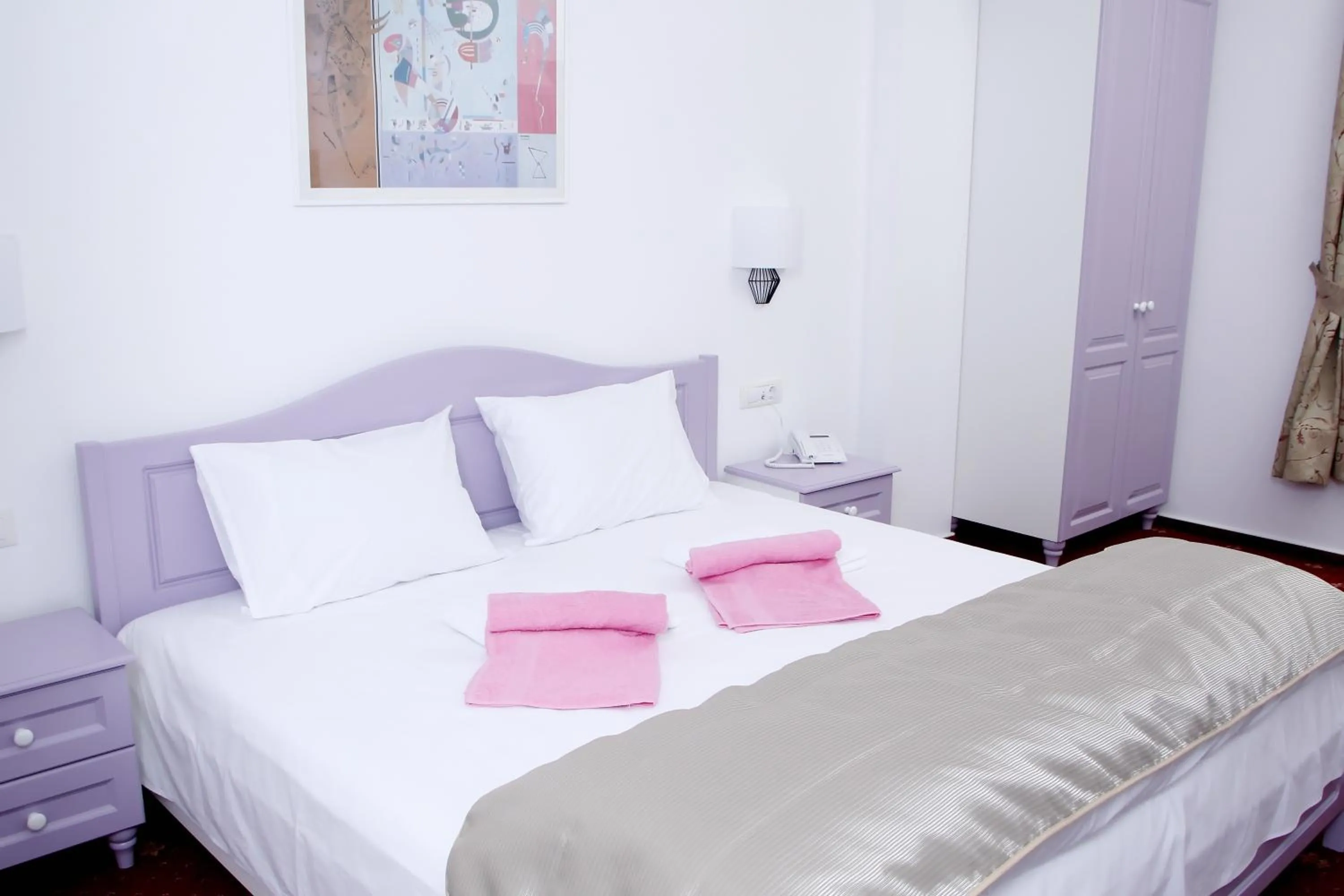 Restaurant/places to eat, Bed in Hotel Exclusiv