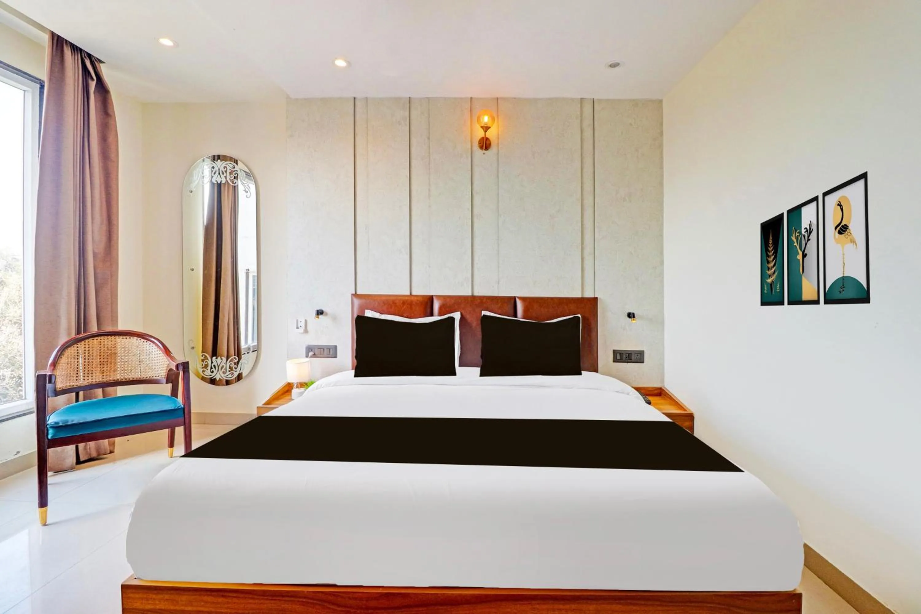 Bedroom, Bed in Super Townhouse Patel Nagar Near Saharanpur Chowk Dehradun