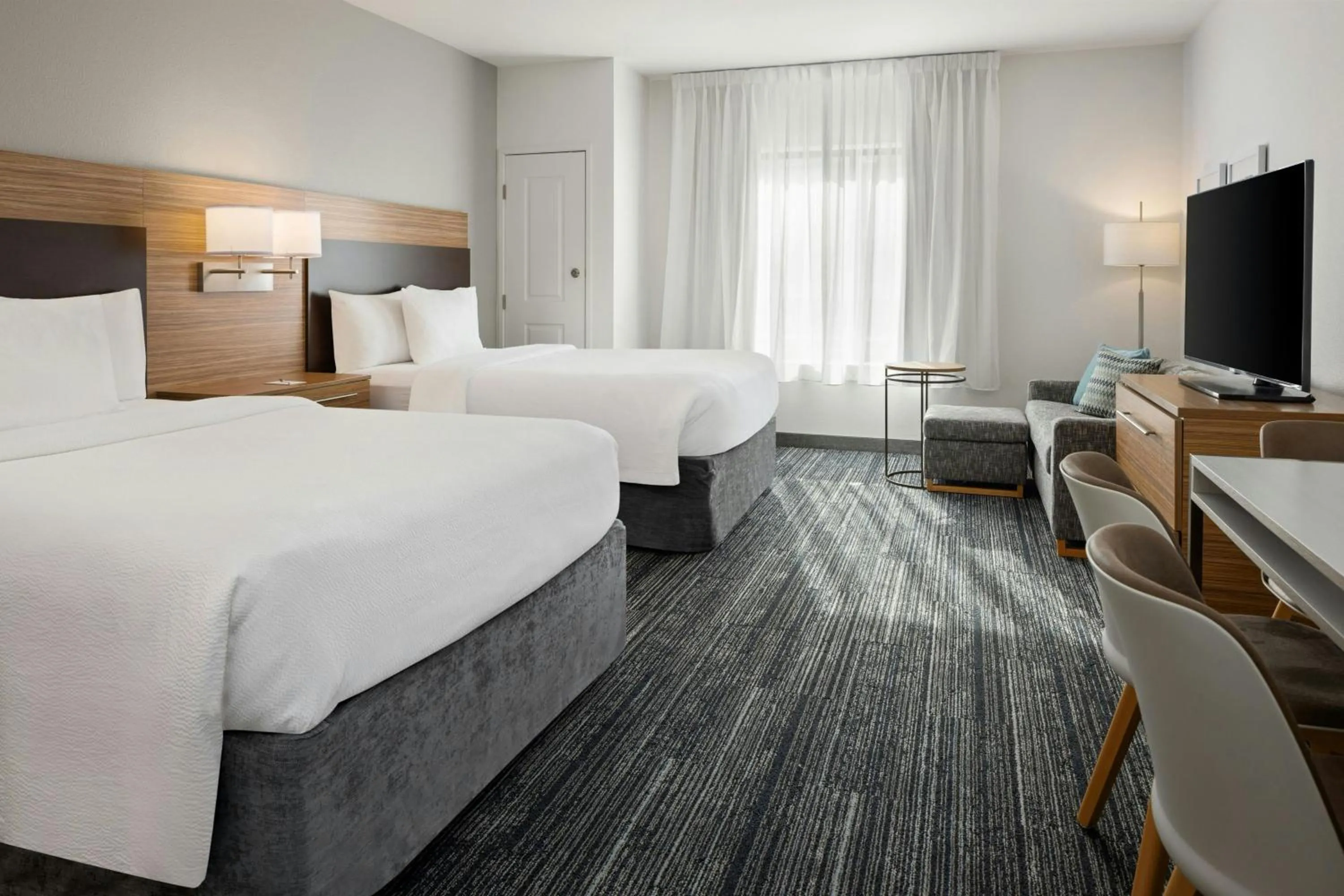 Photo of the whole room, Bed in TownePlace Suites by Marriott Minneapolis near Mall of America