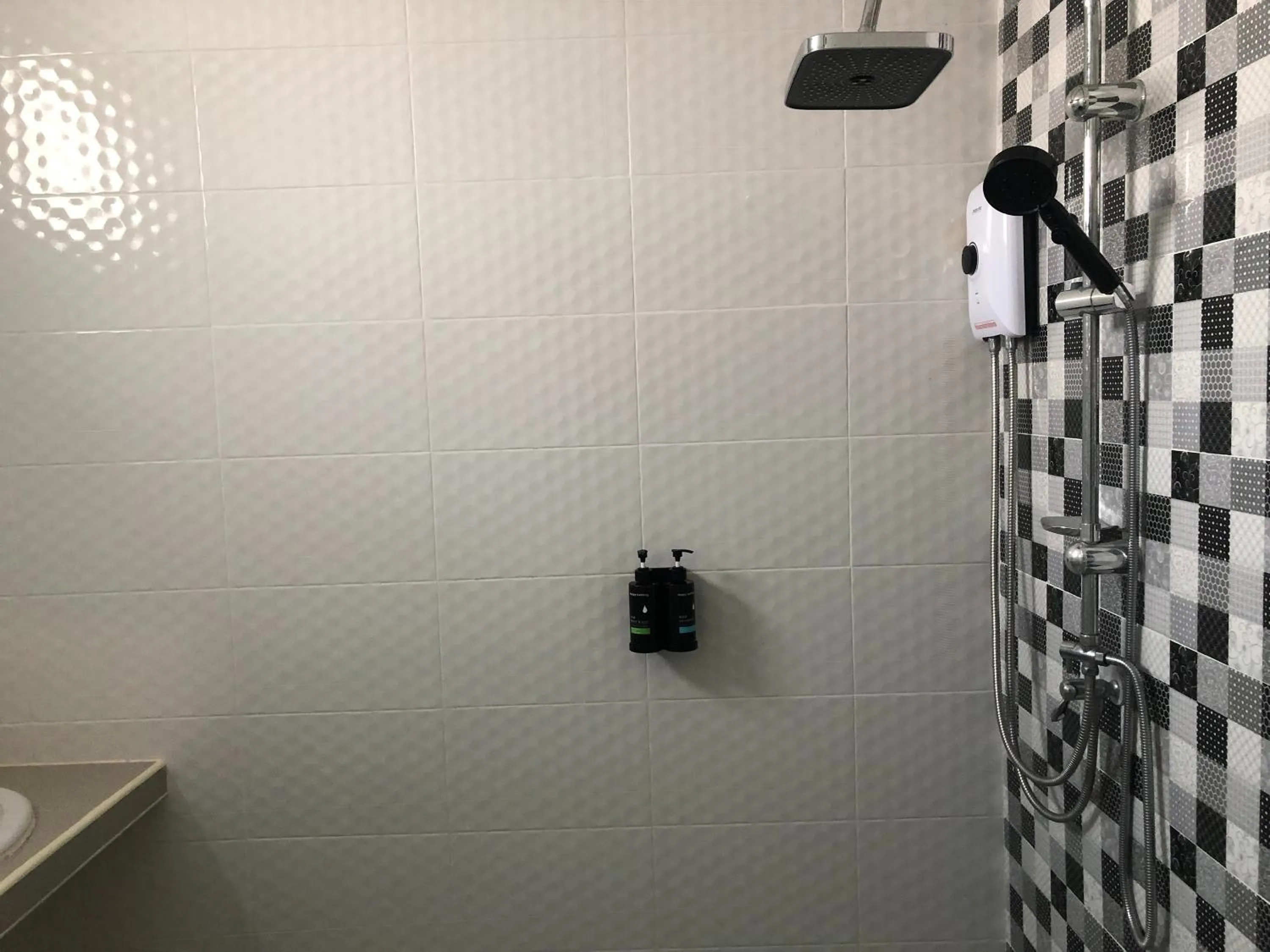 Bathroom in Suksabai Raiwan and Pool Villa