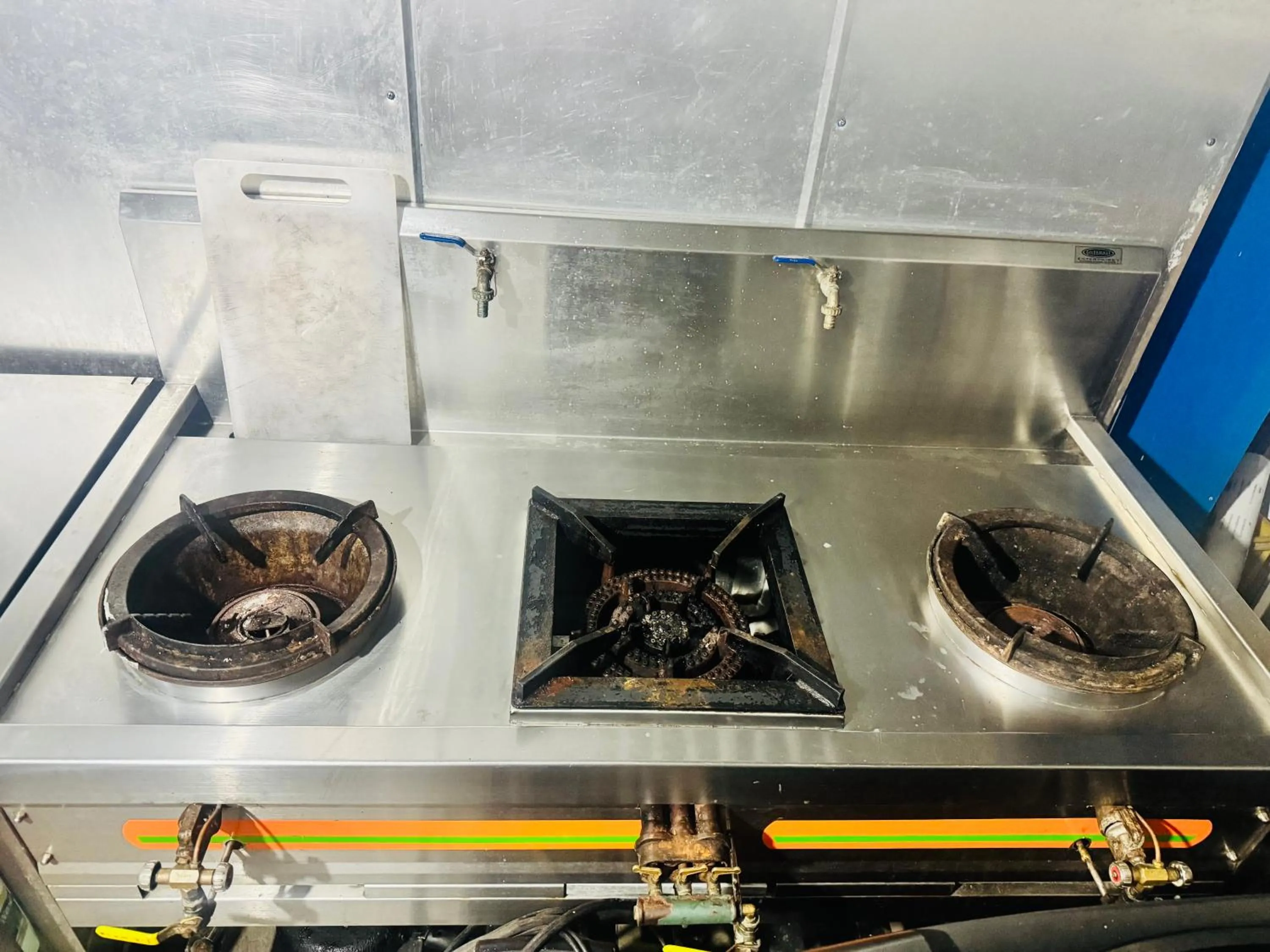 Kitchen or kitchenette in Blue Moon Hotel