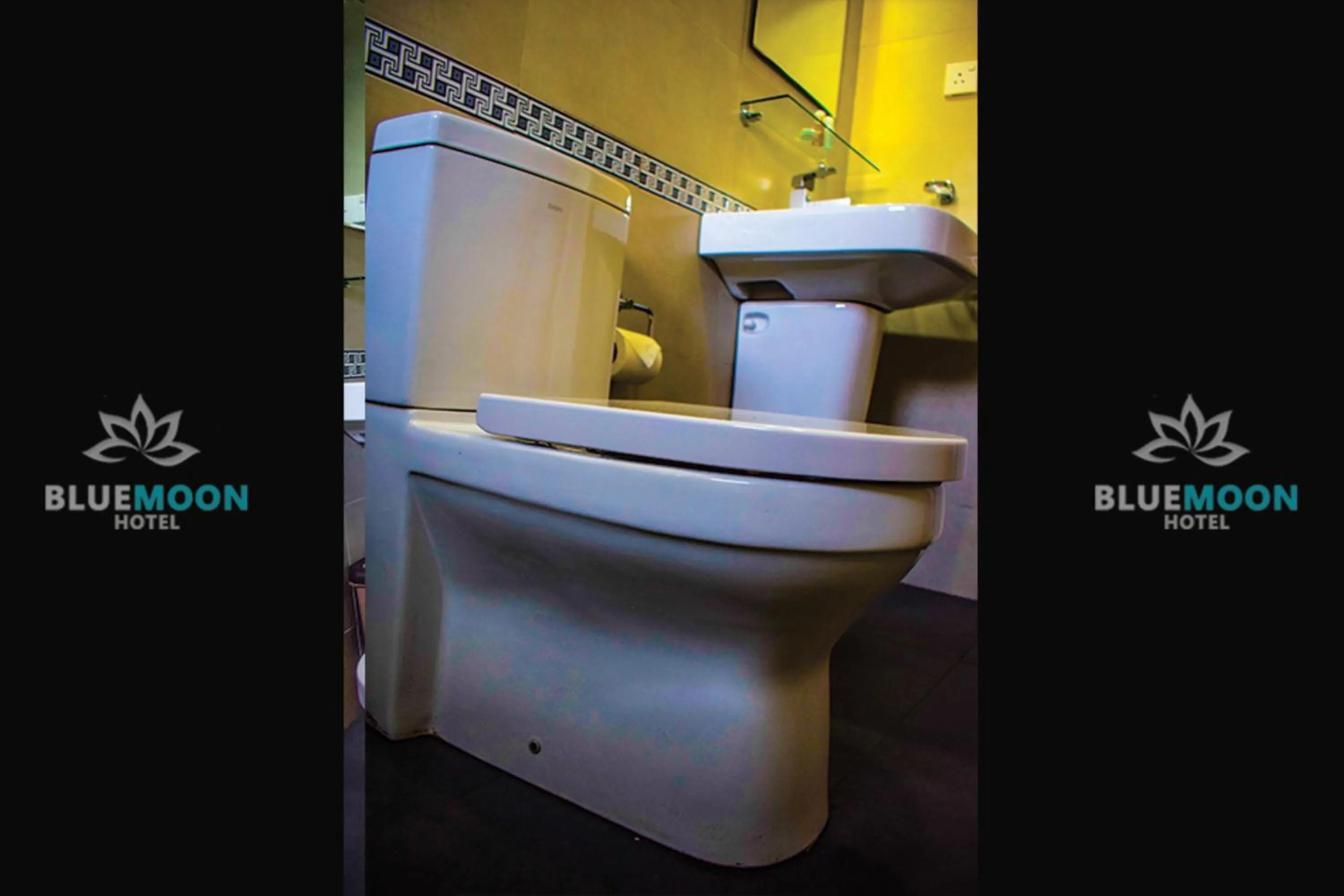 Bathroom in Blue Moon Hotel