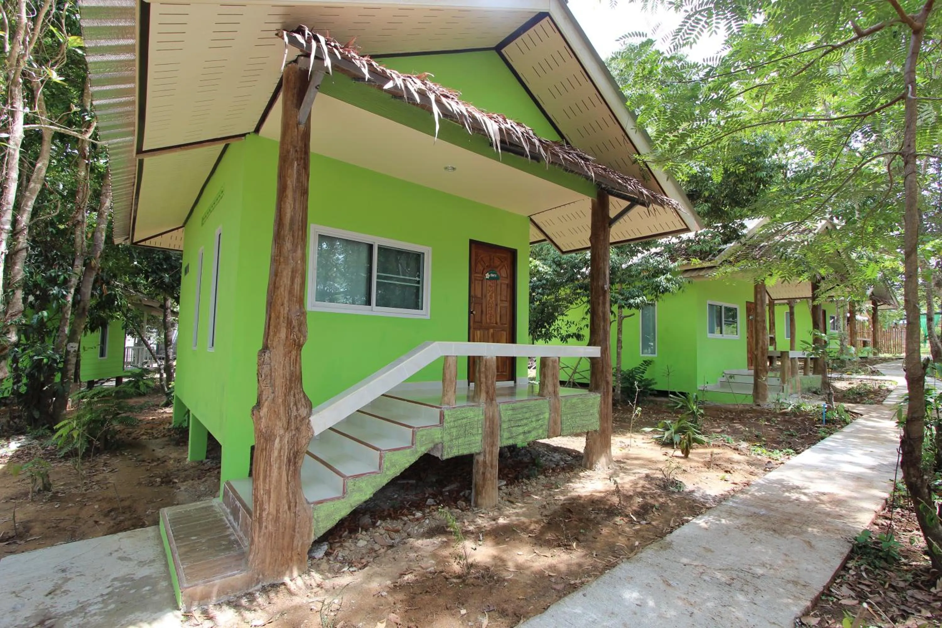 Facade/entrance in Koh Phayam Greentawan Resort
