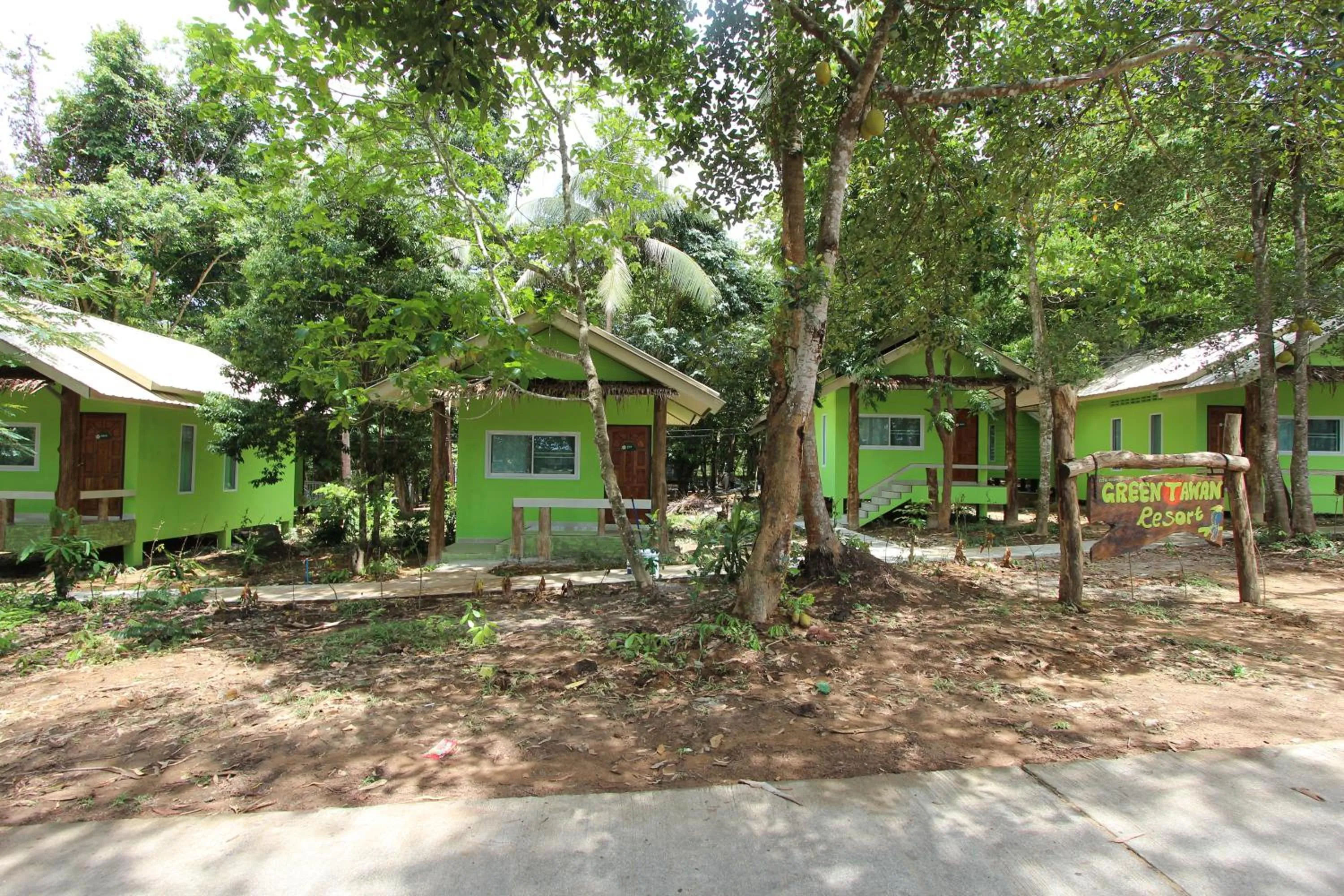 Day in Koh Phayam Greentawan Resort