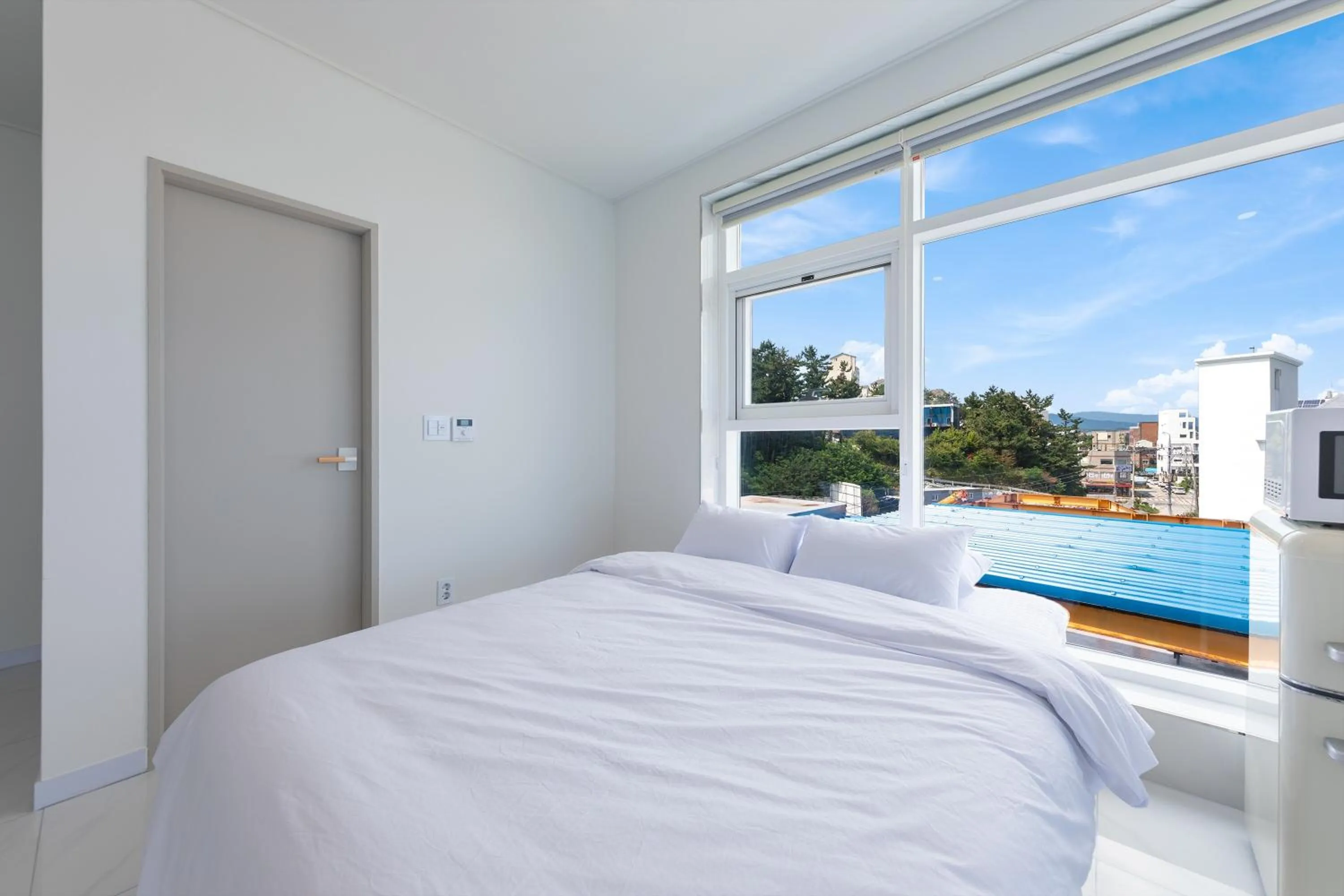 Bed in Gangneung Youngjineul Damda