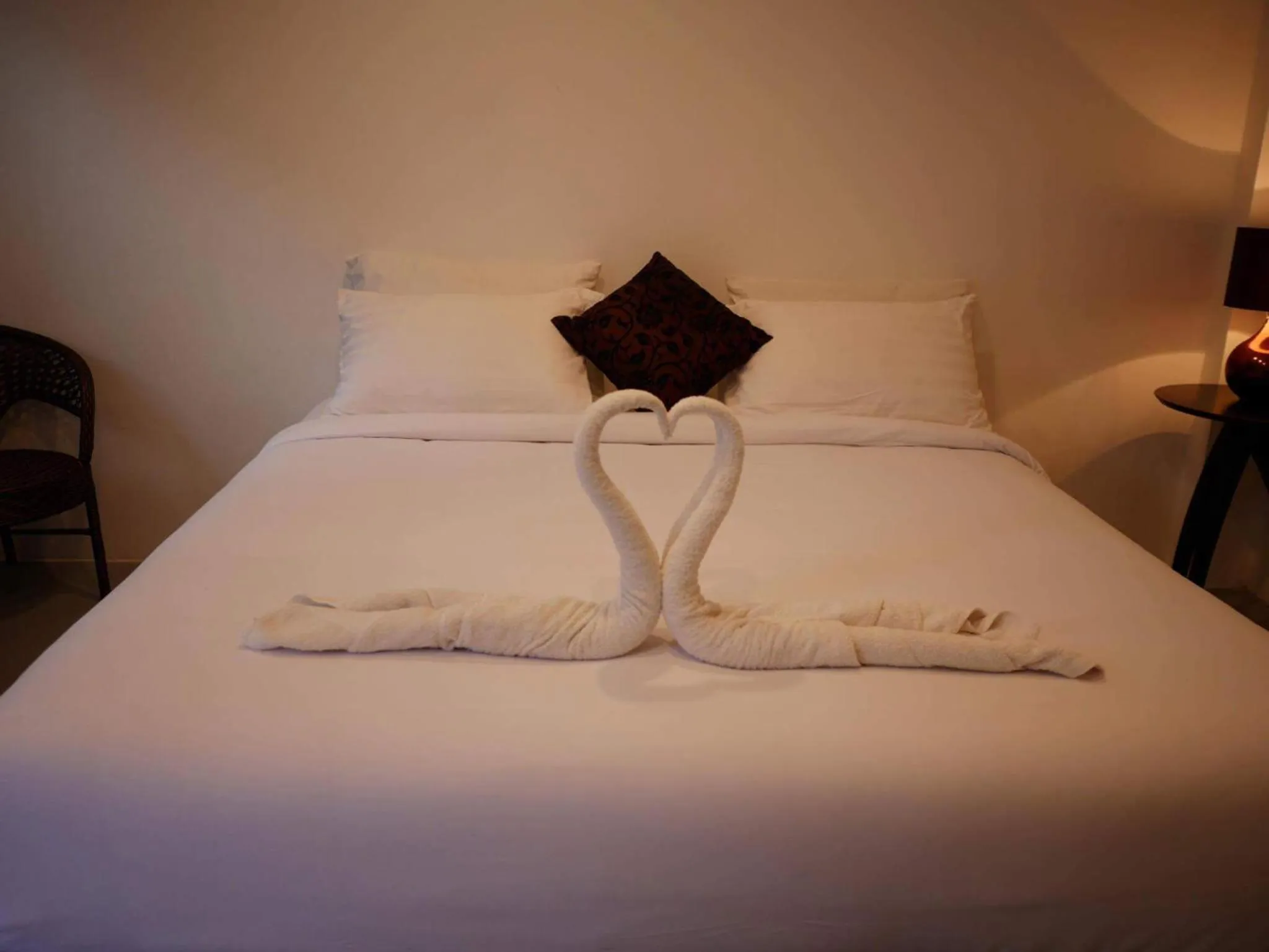 Photo of the whole room in Pink Easy Homes Koh Phangan