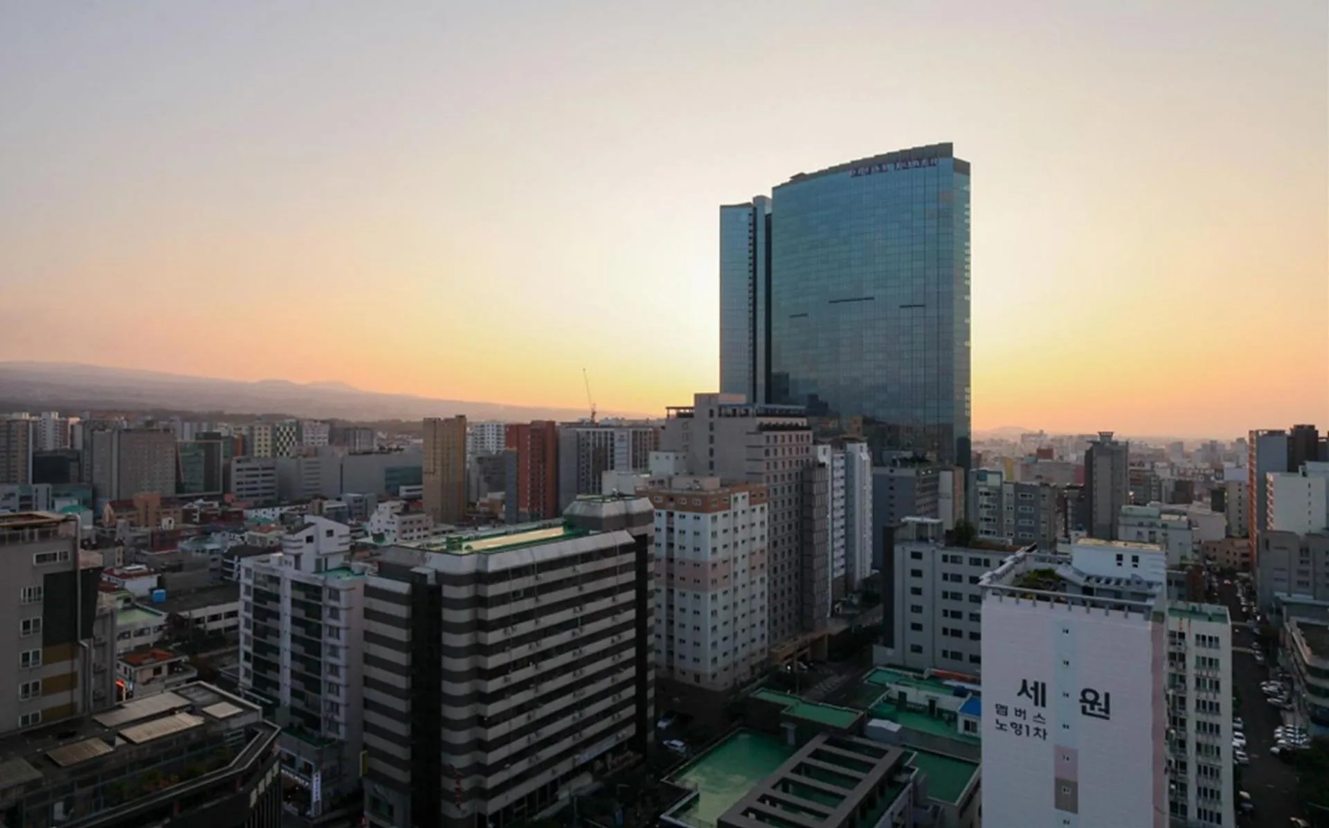 Jeju Centerpoint N Hotel