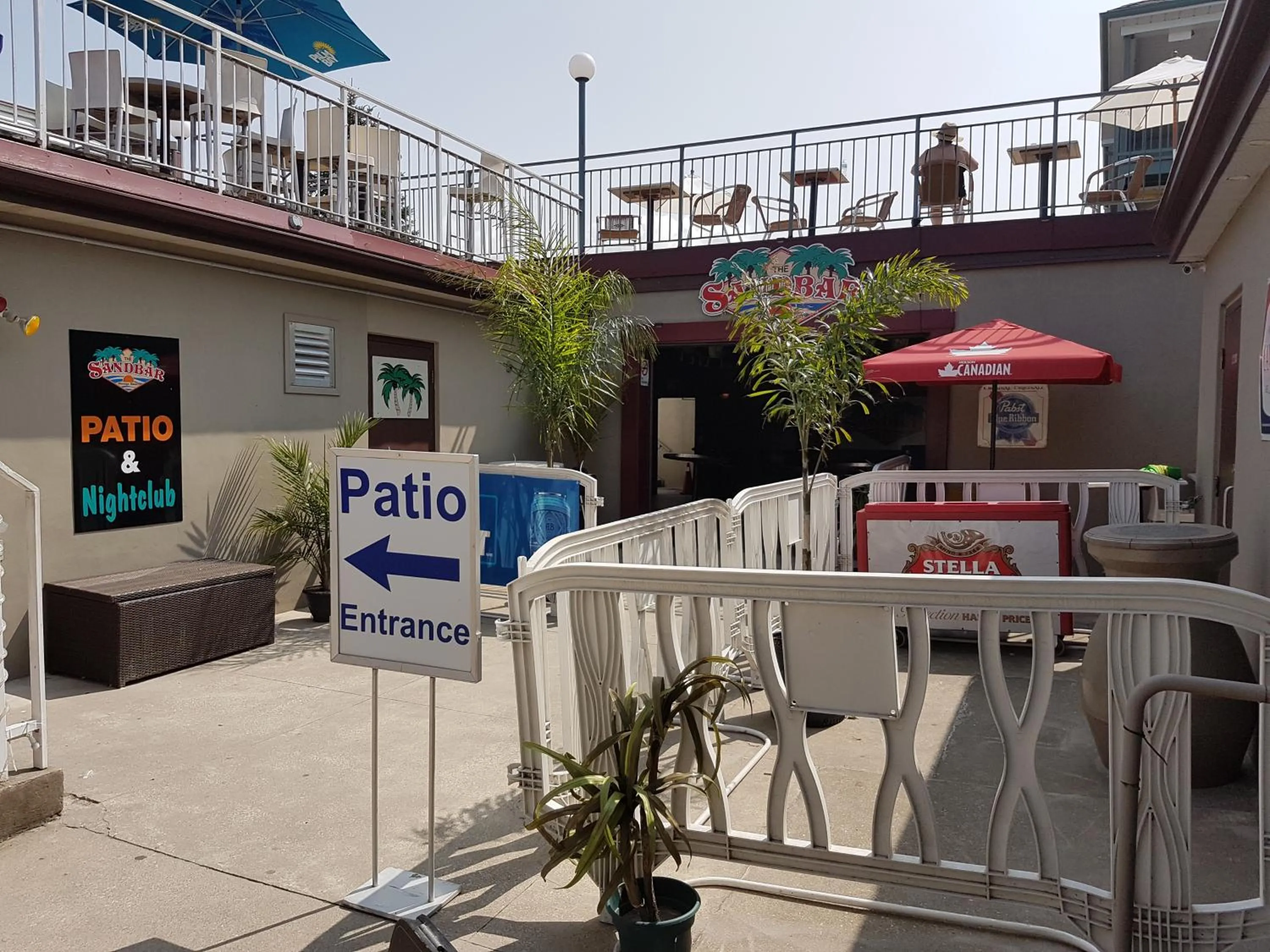 Alcoholic drinks in Lakeview Resort Motel