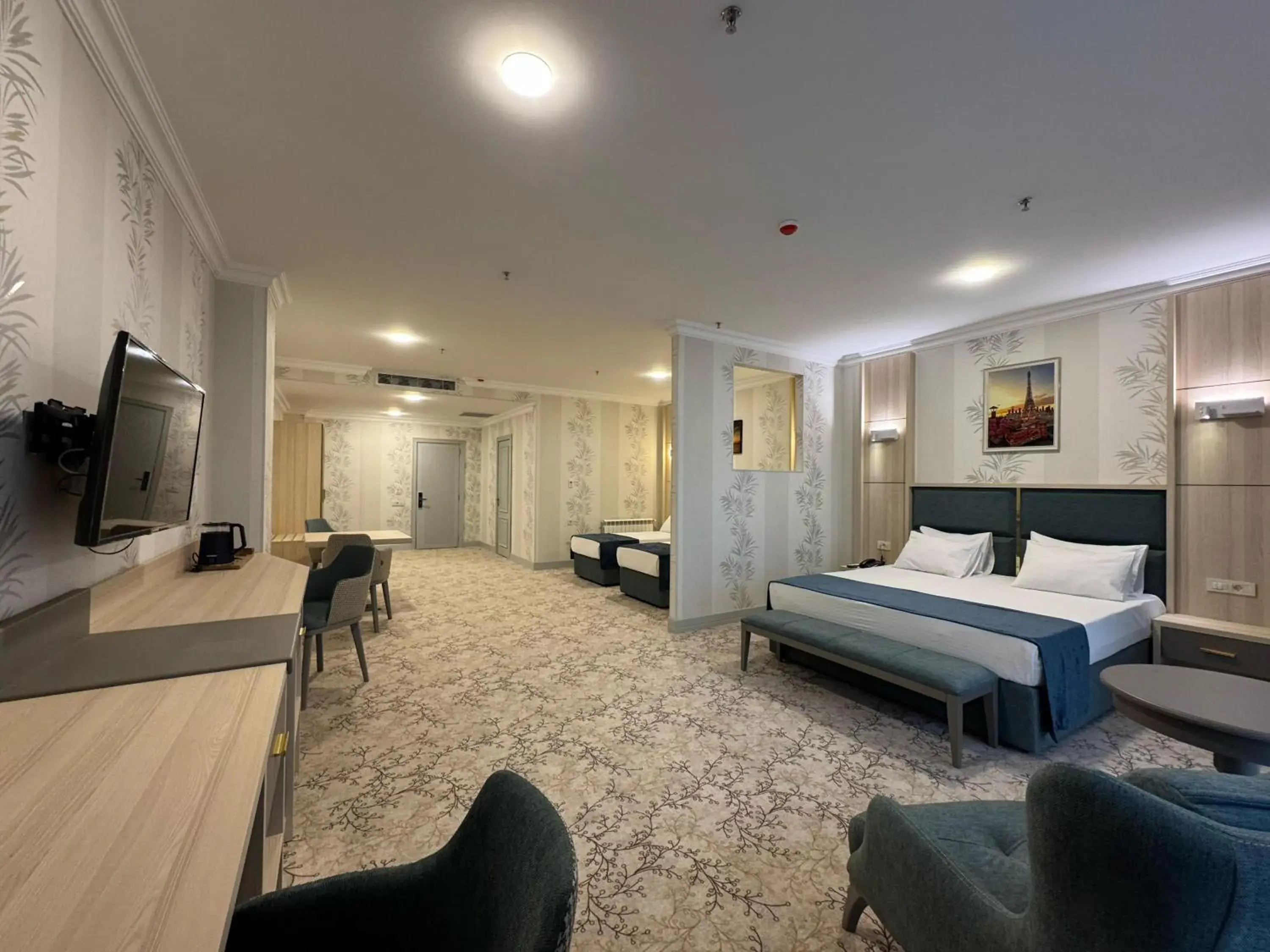 Junior Suite in Titanik Baku Junior Suite in Titanik Baku