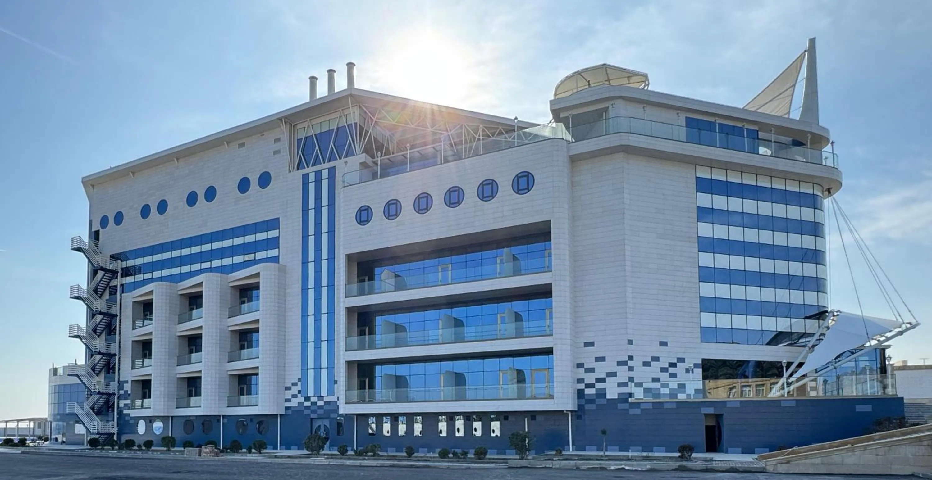 Property building in Titanik Baku