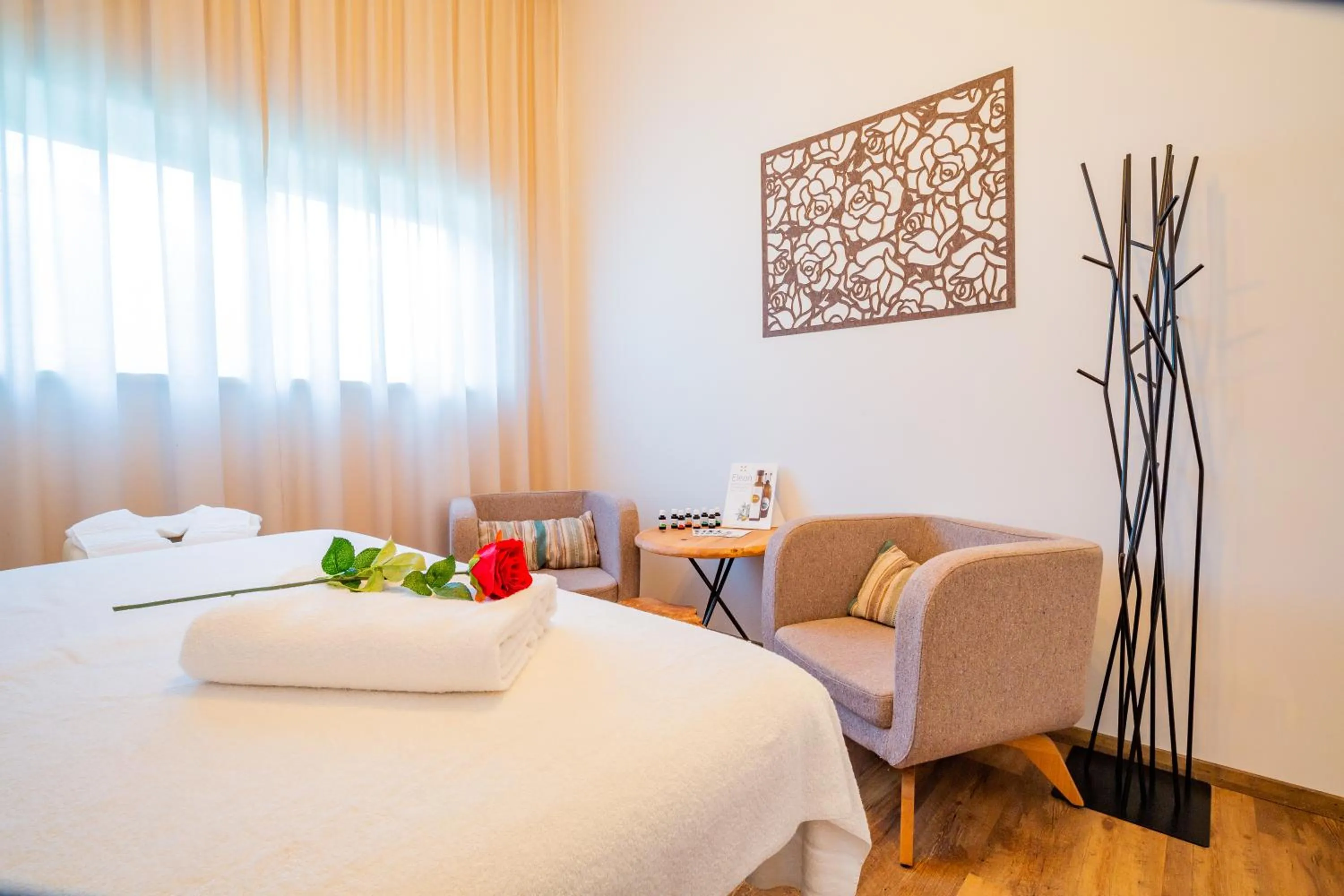 Bed in IKUNA Naturresort