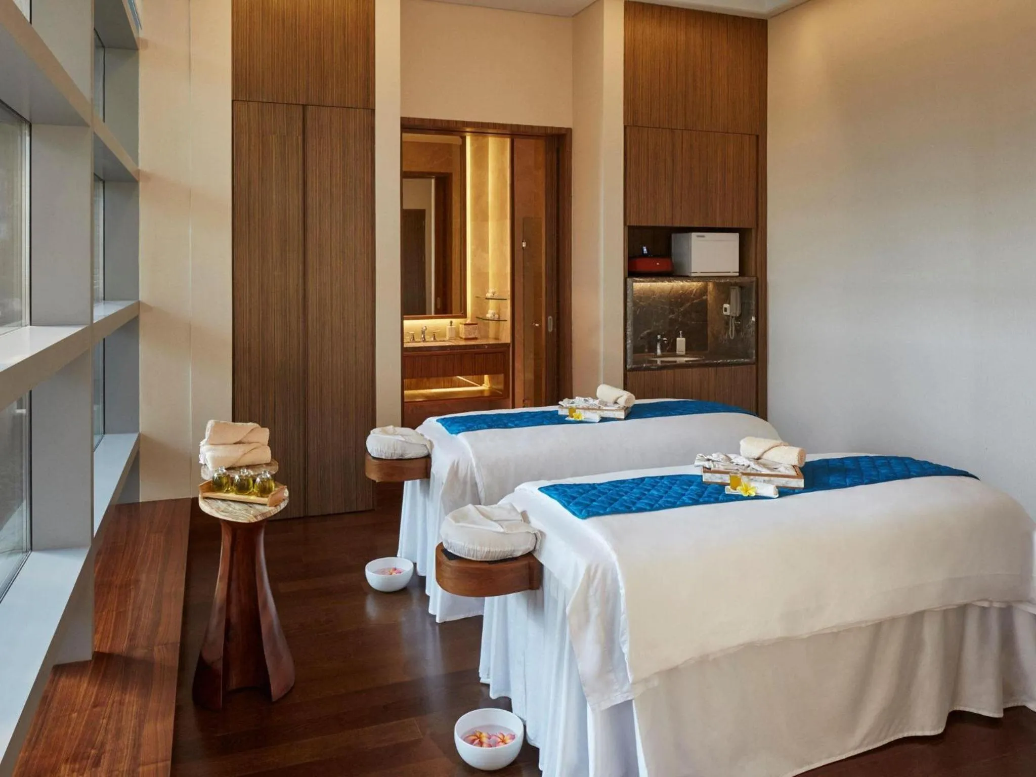 Spa and wellness centre/facilities, Bed in Raffles Jakarta