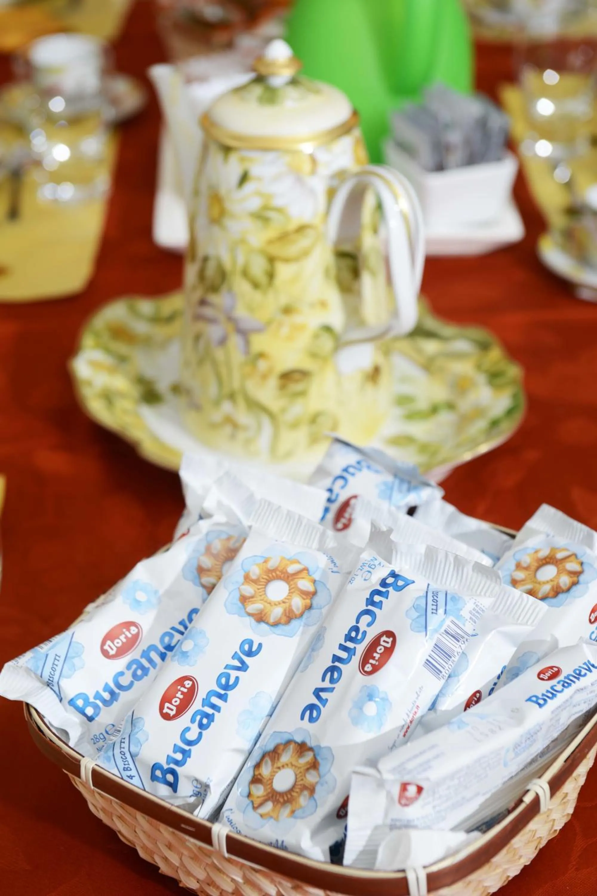 Italian breakfast in Villa Pinetina B&B