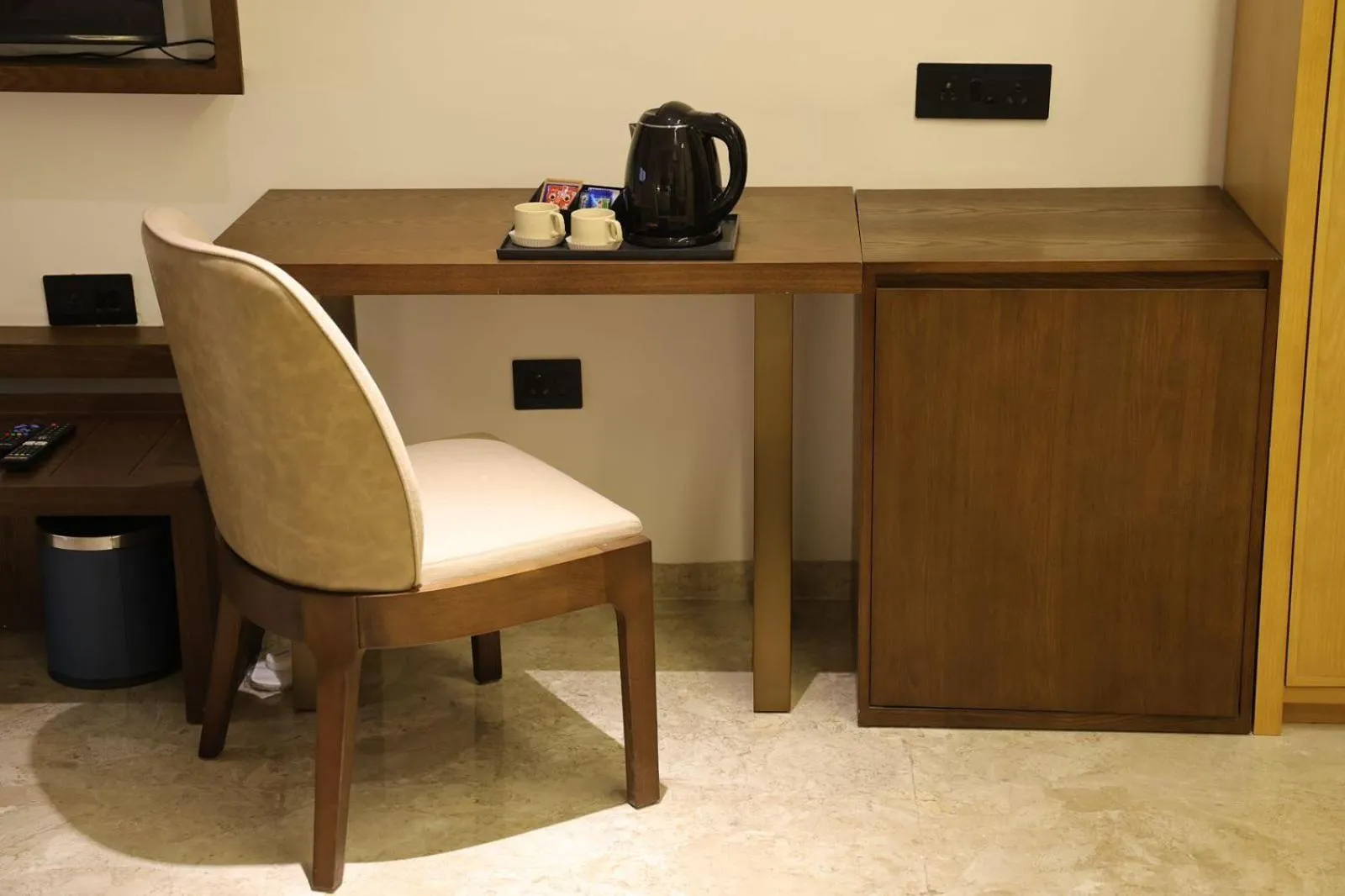 Lords Studio Inn, Jamnagar