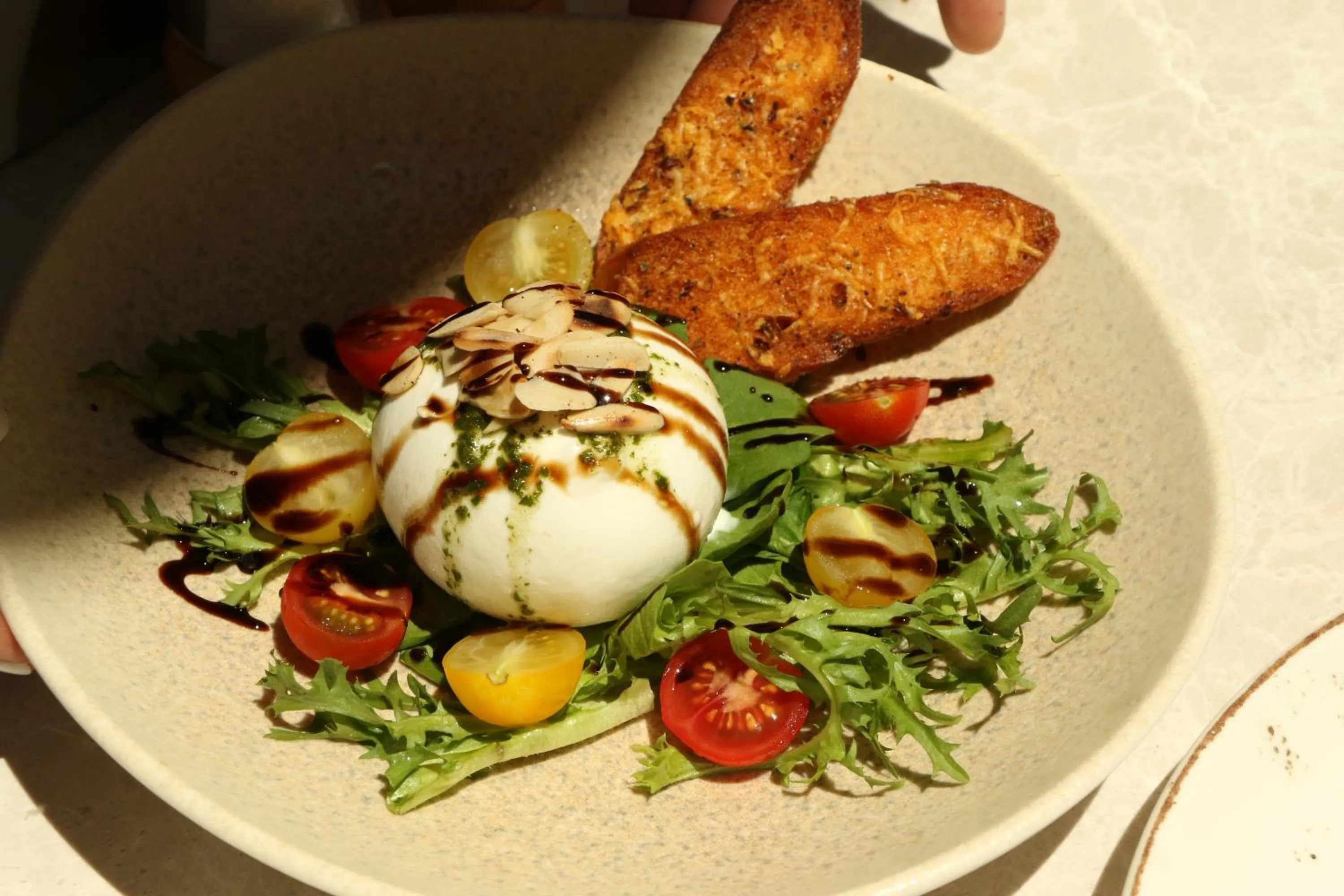 Food and drinks in Monk Alaçatı