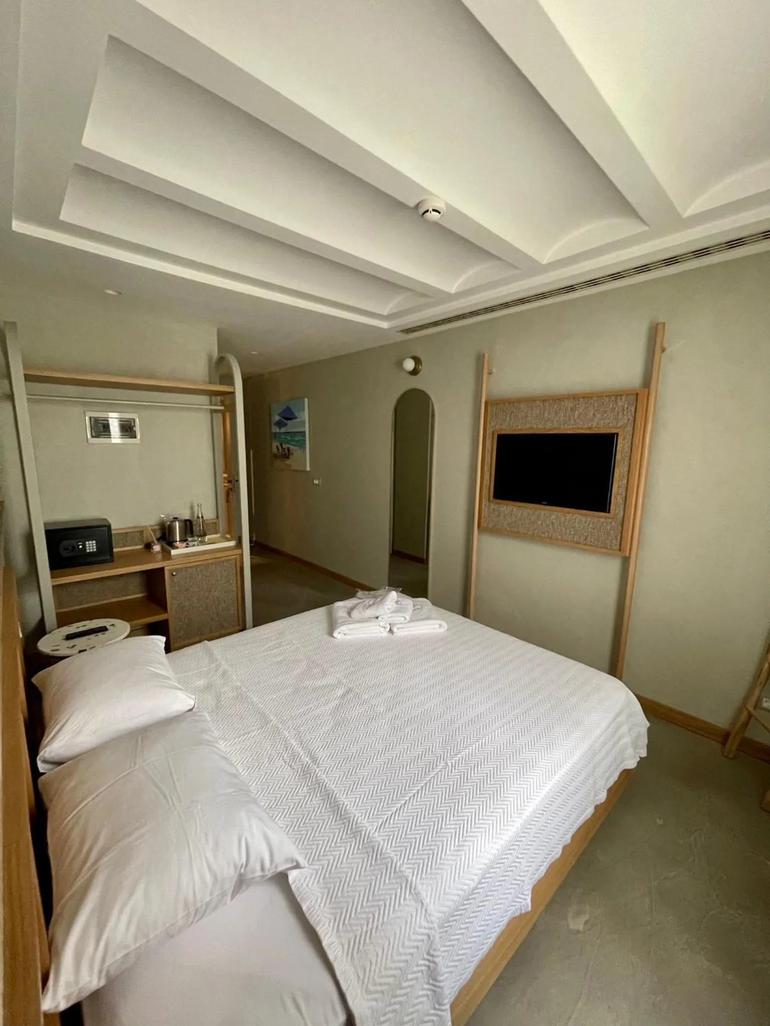 Photo of the whole room in Monk Alaçatı