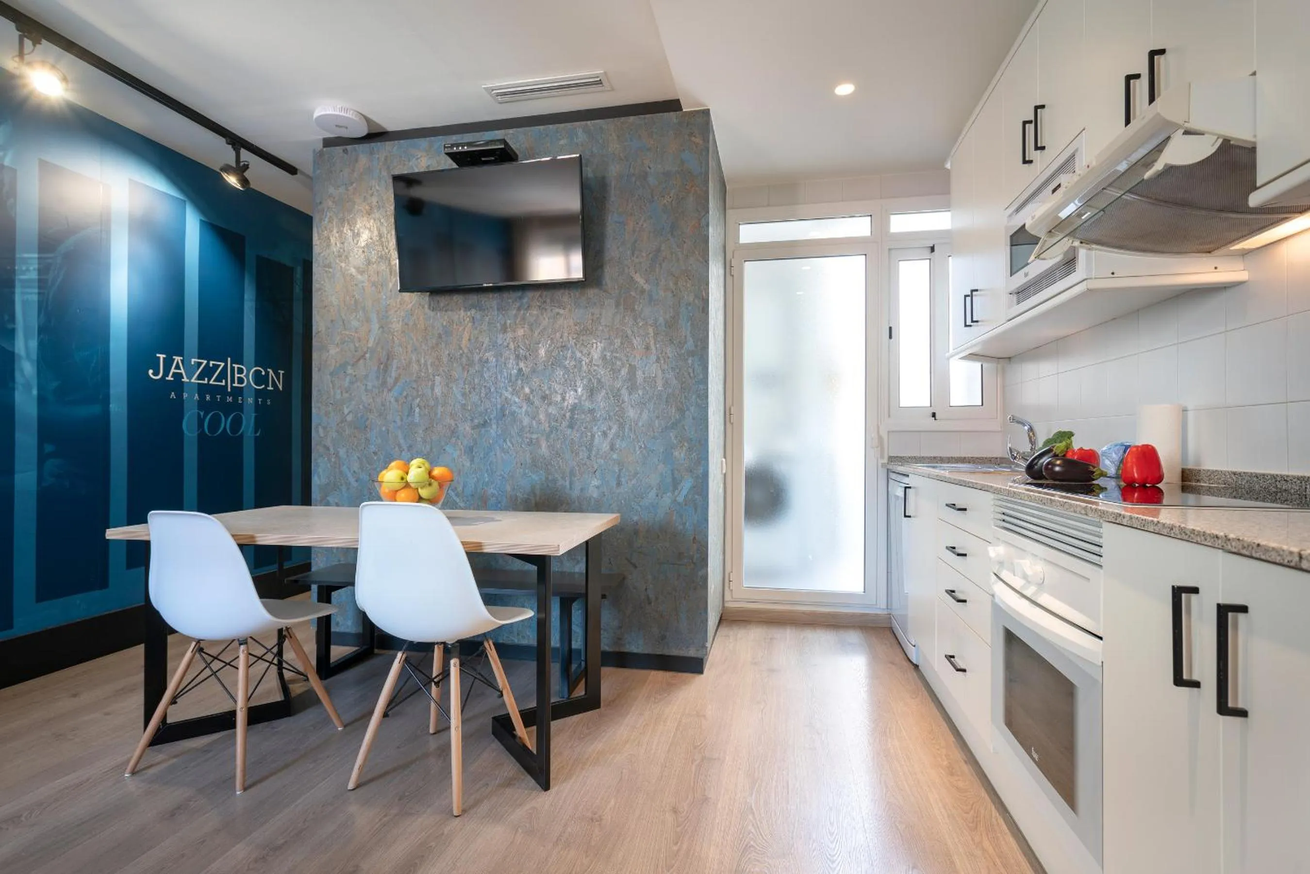 Kitchen or kitchenette in Habitat Apartments Cool Jazz