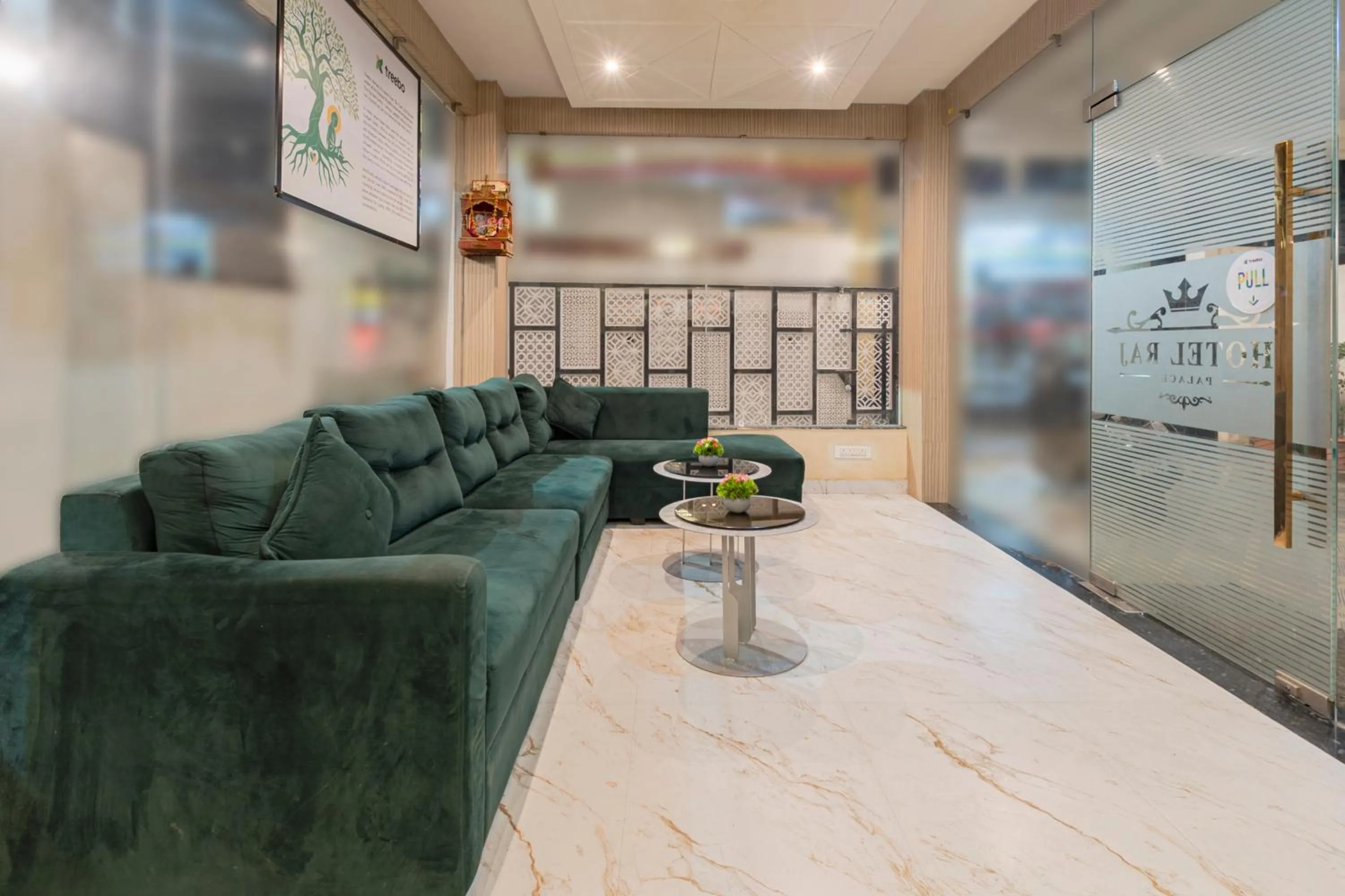 Seating area in Treebo Raj Palace