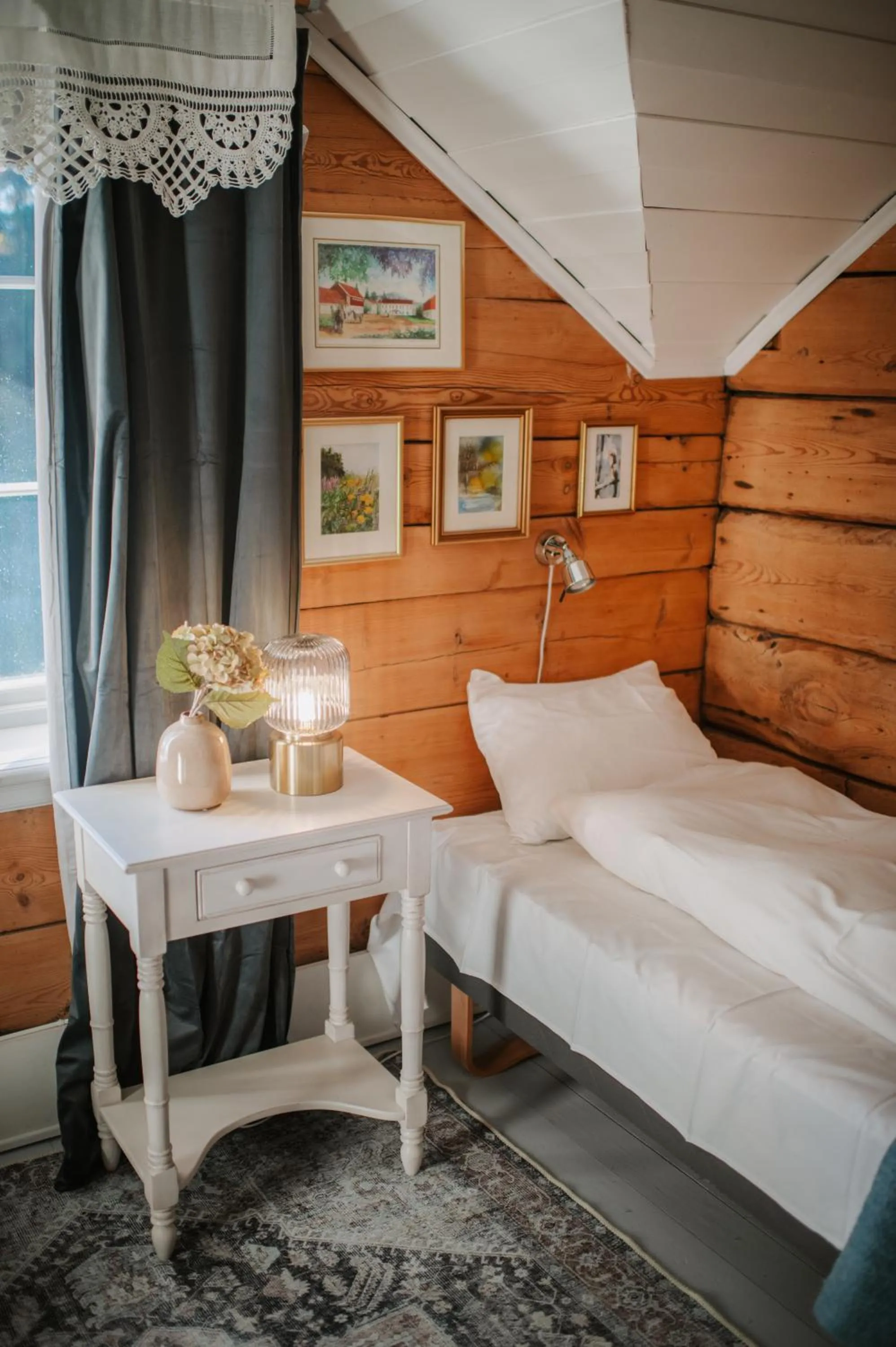 Bed in Helgaker Gård
