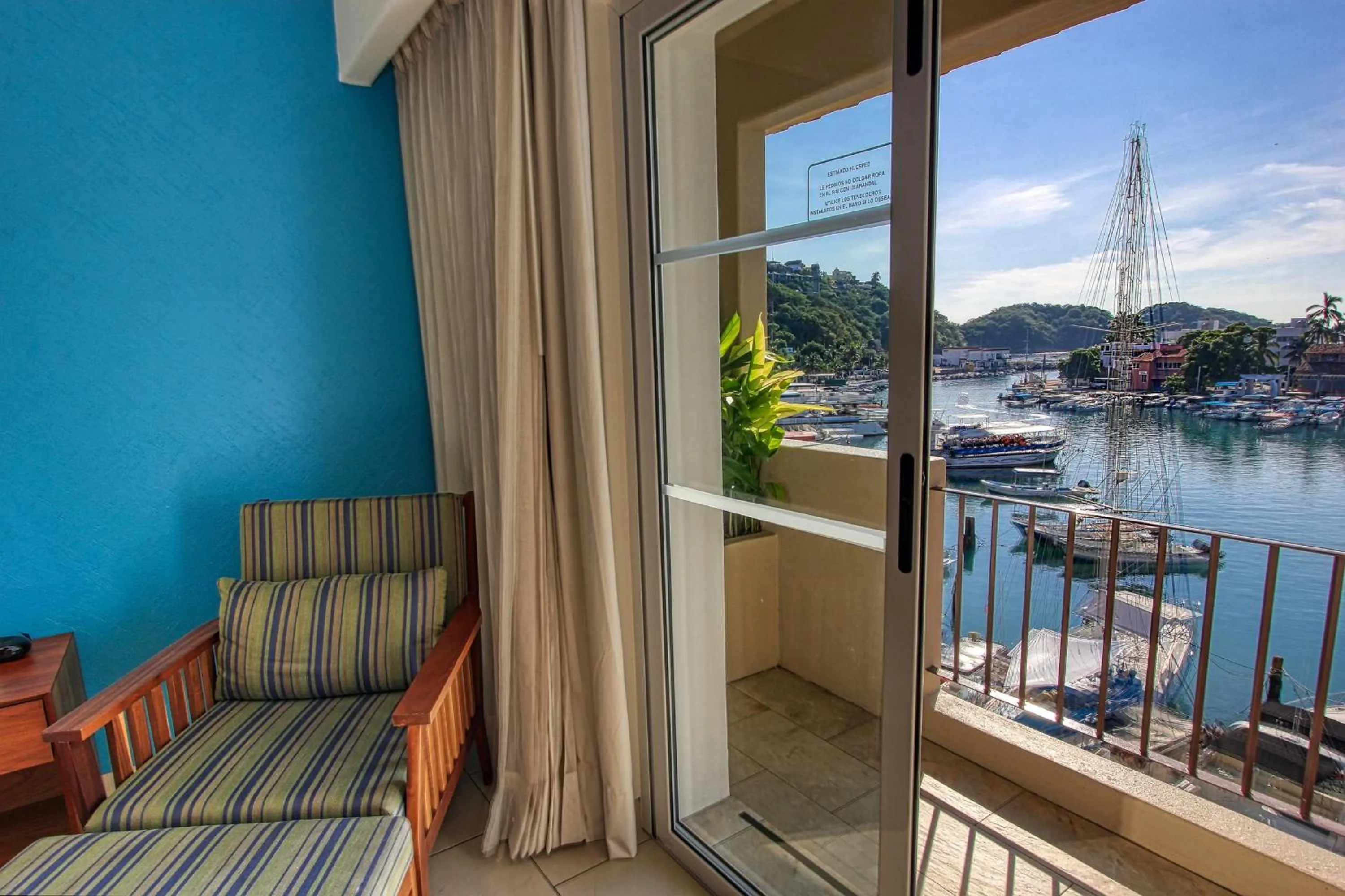 Photo of the whole room in Holiday Inn Huatulco by IHG