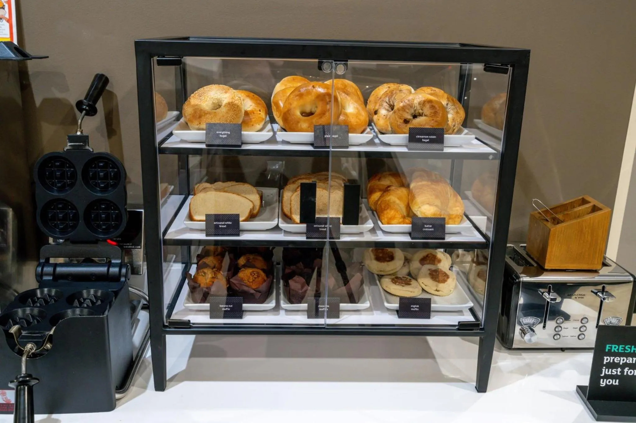 Breakfast in Holiday Inn Murfreesboro by IHG