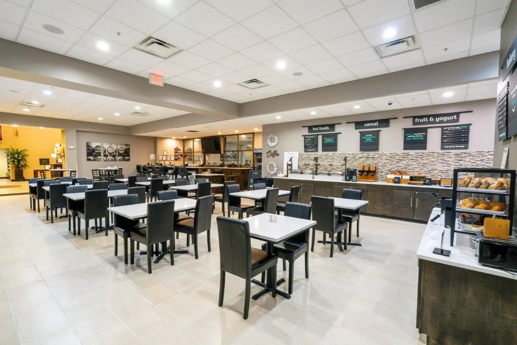 Restaurant/places to eat in Holiday Inn Murfreesboro by IHG Restaurant/places to eat in Holiday Inn Murfreesboro by IHG
