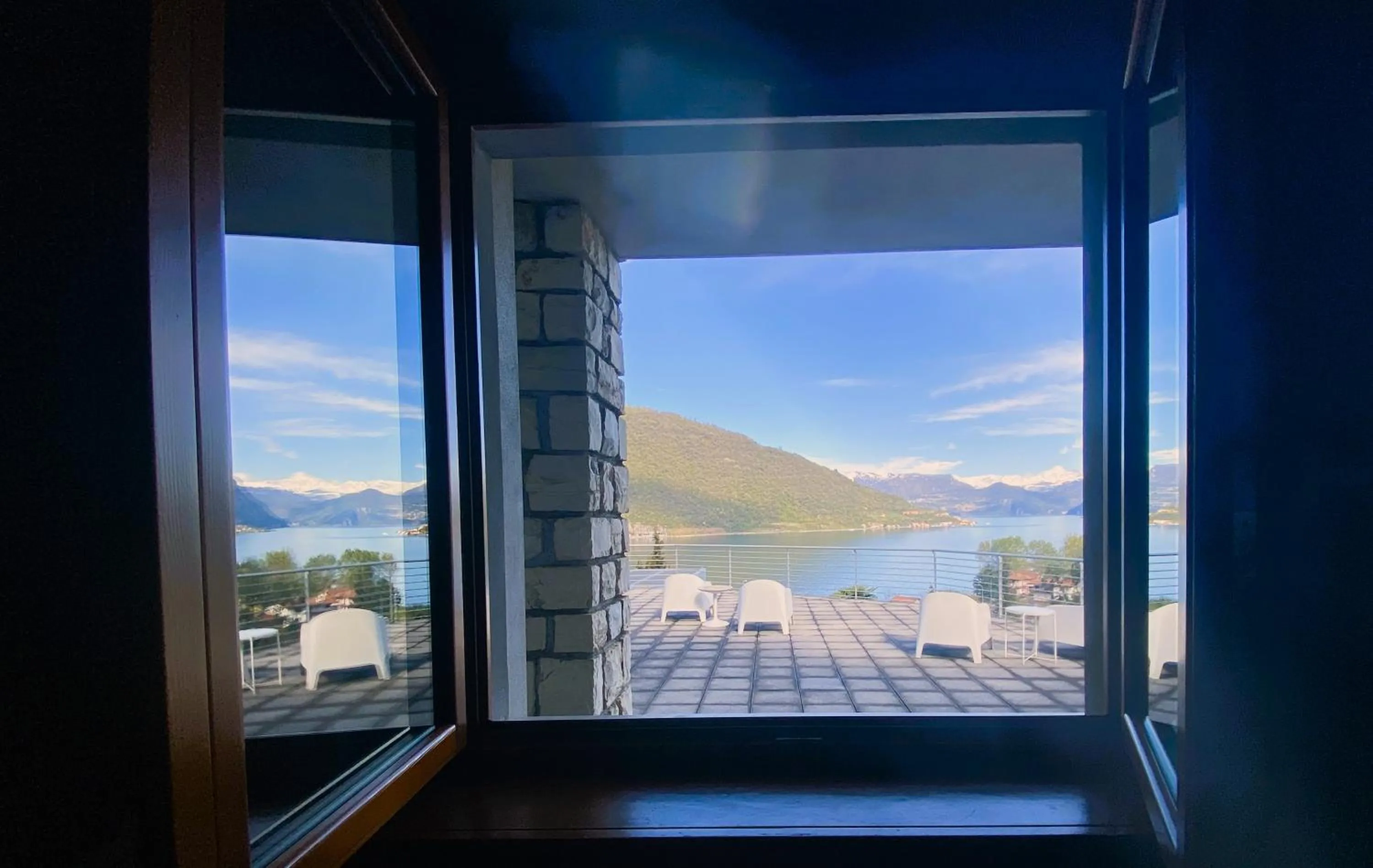 Vela di Soleville camere con e senza vista lago con ristorante & pizzeria