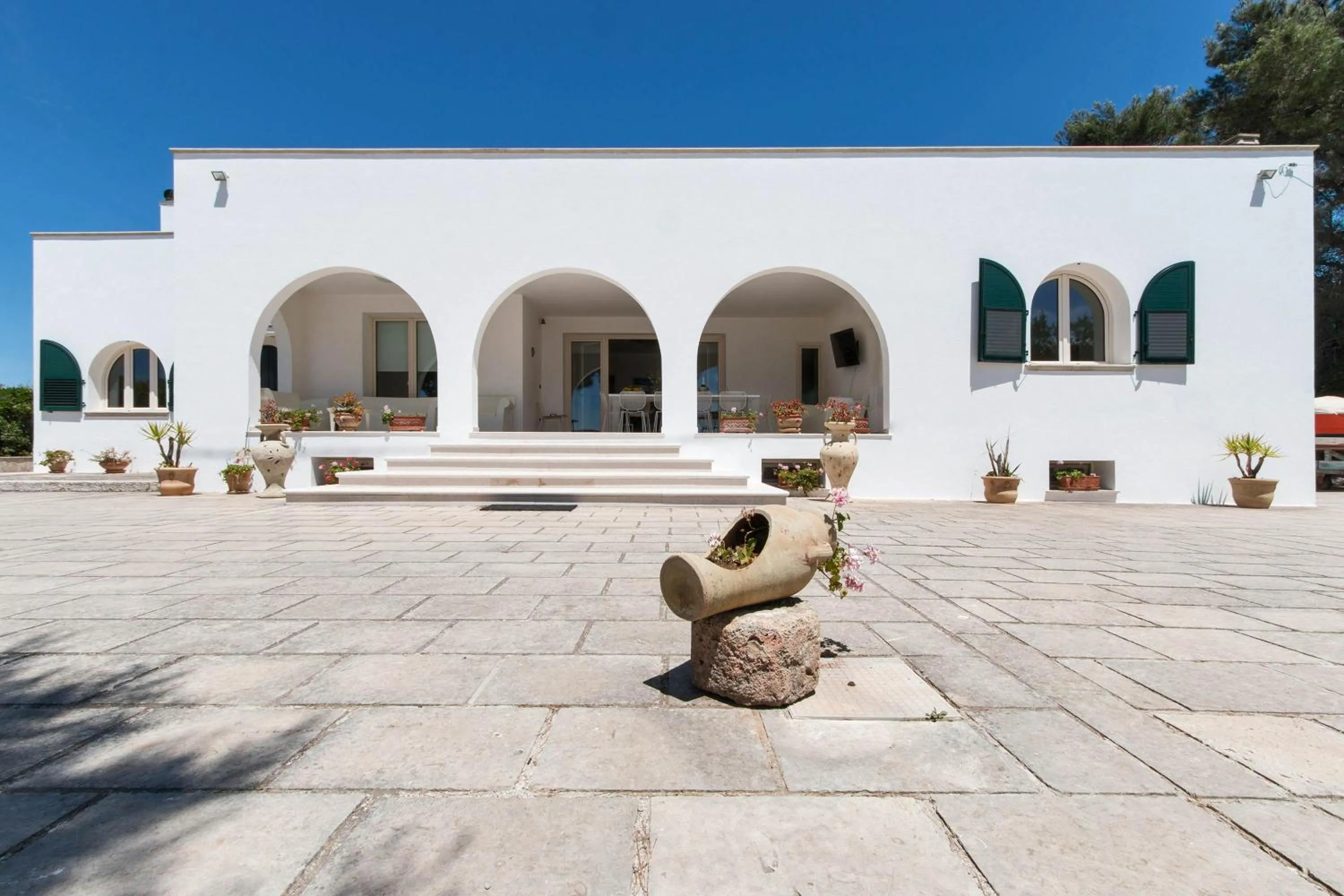 Garden in Villa Maria Clara by Perle di Puglia
