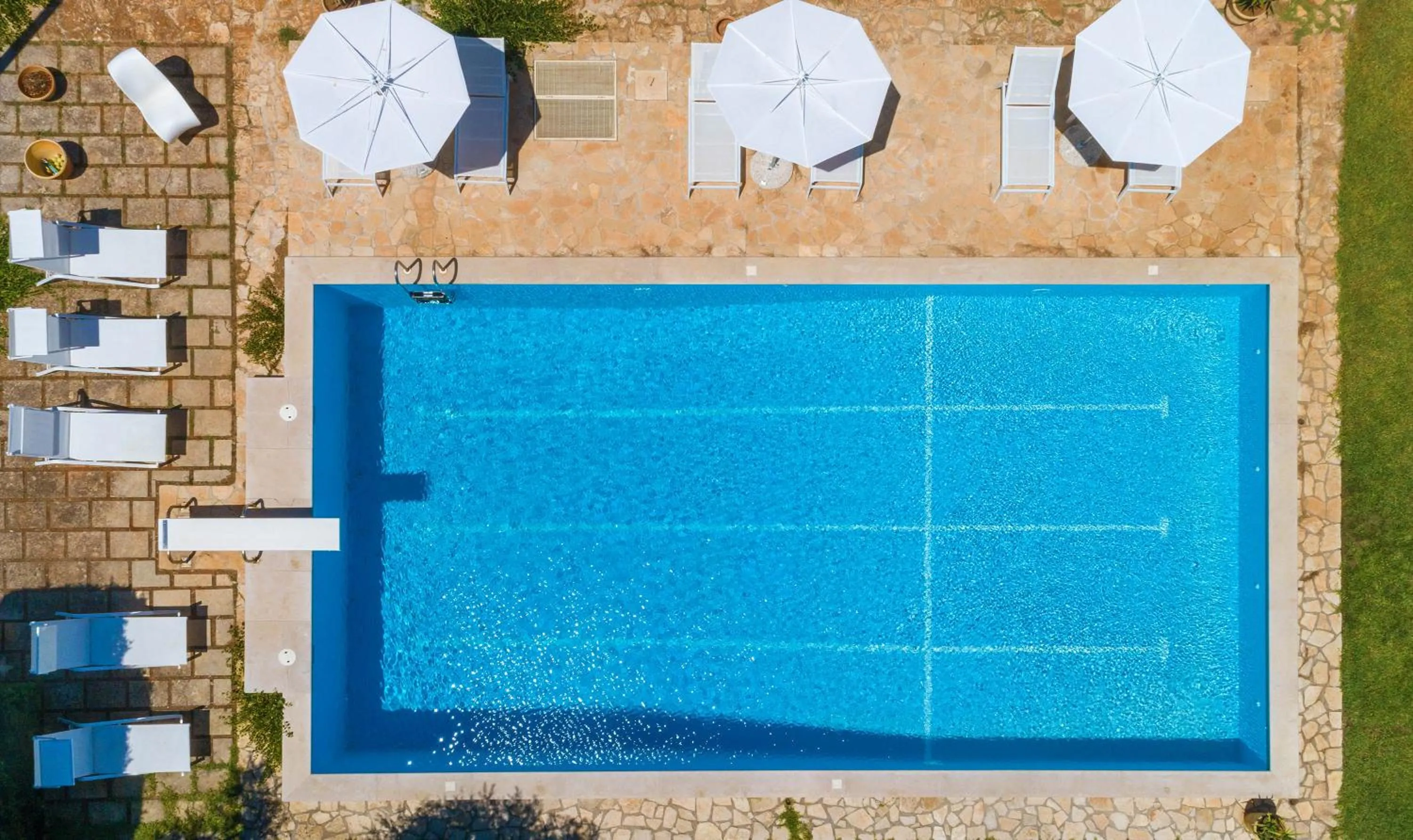 Swimming pool in Villa Maria Clara by Perle di Puglia